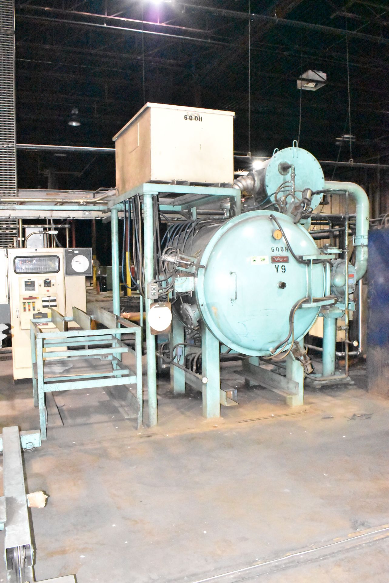 VAC-AERO VAH 3448 MP ELECTRIC VACUUM FURNACE WITH 2,400 DEGREES F MAX TEMP, 24"Wx24"Hx48"D APPROX - Image 2 of 15