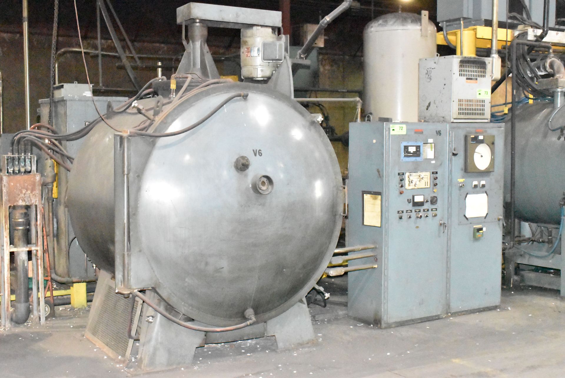 LINDBERG 21-GR-243618-21T ELECTRIC VACUUM FURNACE WITH 2,100 DEGREES F MAX TEMP, 24"Wx18"Hx36"D - Image 3 of 13