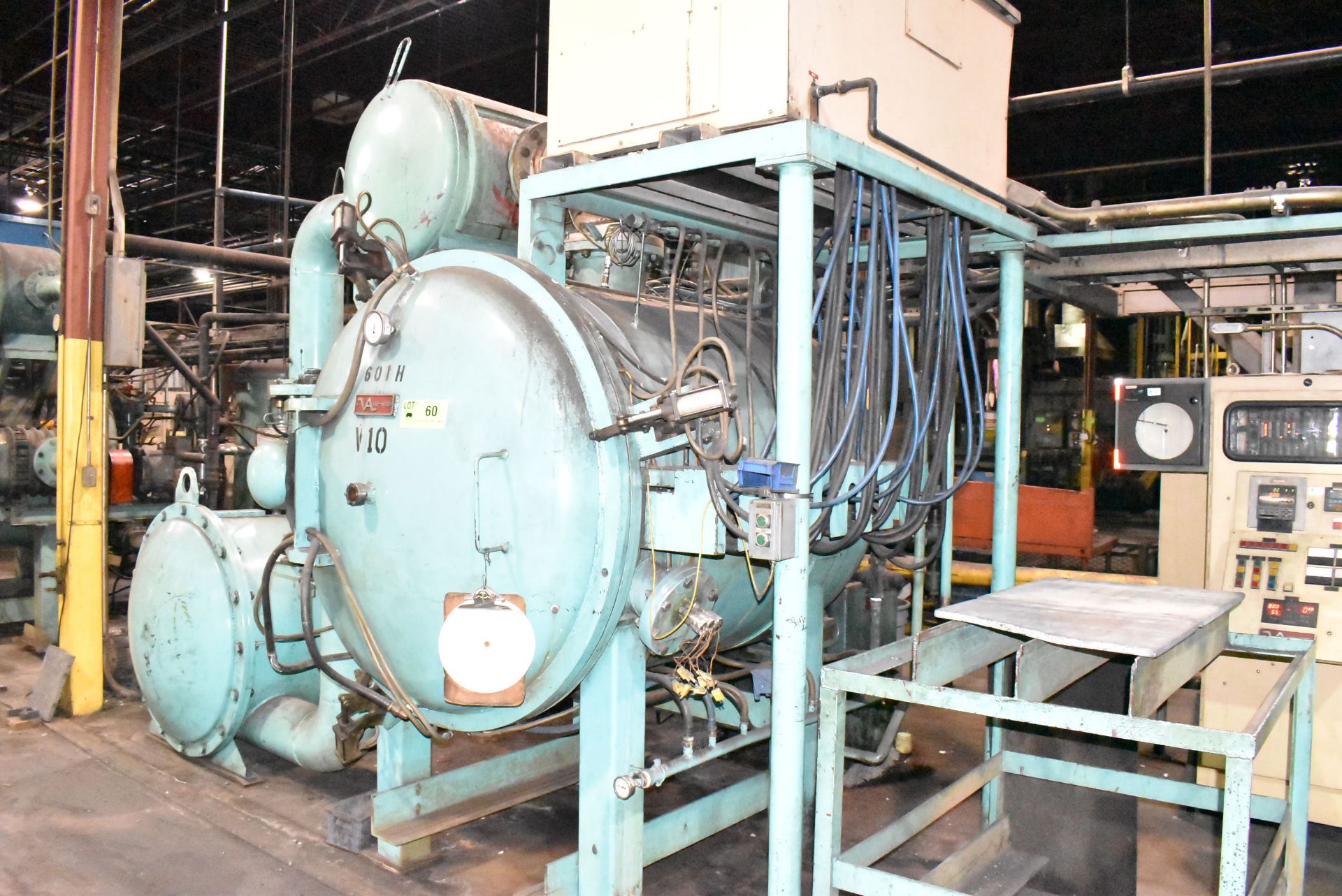 VAC-AERO VAH 3448 MP ELECTRIC VACUUM FURNACE WITH 2,400 DEGREES F MAX TEMP, 24"Wx24"Hx48"D APPROX - Image 6 of 16