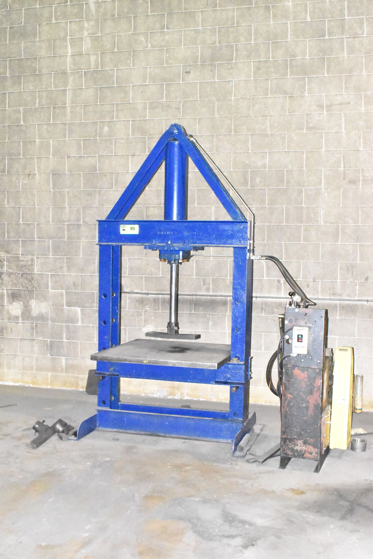 MFG UNKNOWN 35TON CAPACITY ELECTRO-HYDRAULIC SHOP PRESS WITH 45" THROAT, 54" HEIGHT AND 36"