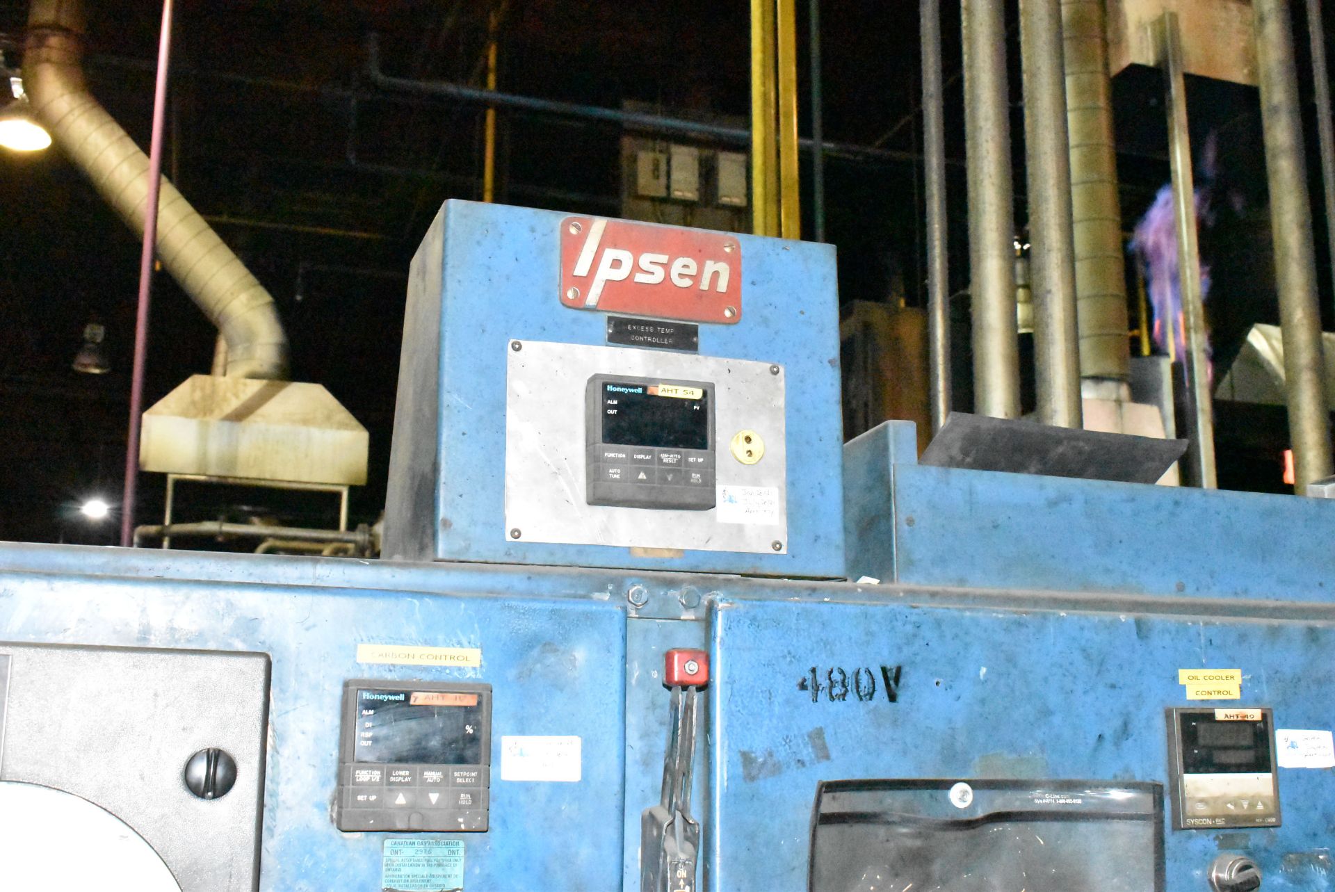 IPSEN TP7-EM NATURAL GAS FIRED CONTROLLED ATMOSPHERE INTERNAL QUENCH FURNACE WITH HONEYWELL UDC 3000 - Image 14 of 21