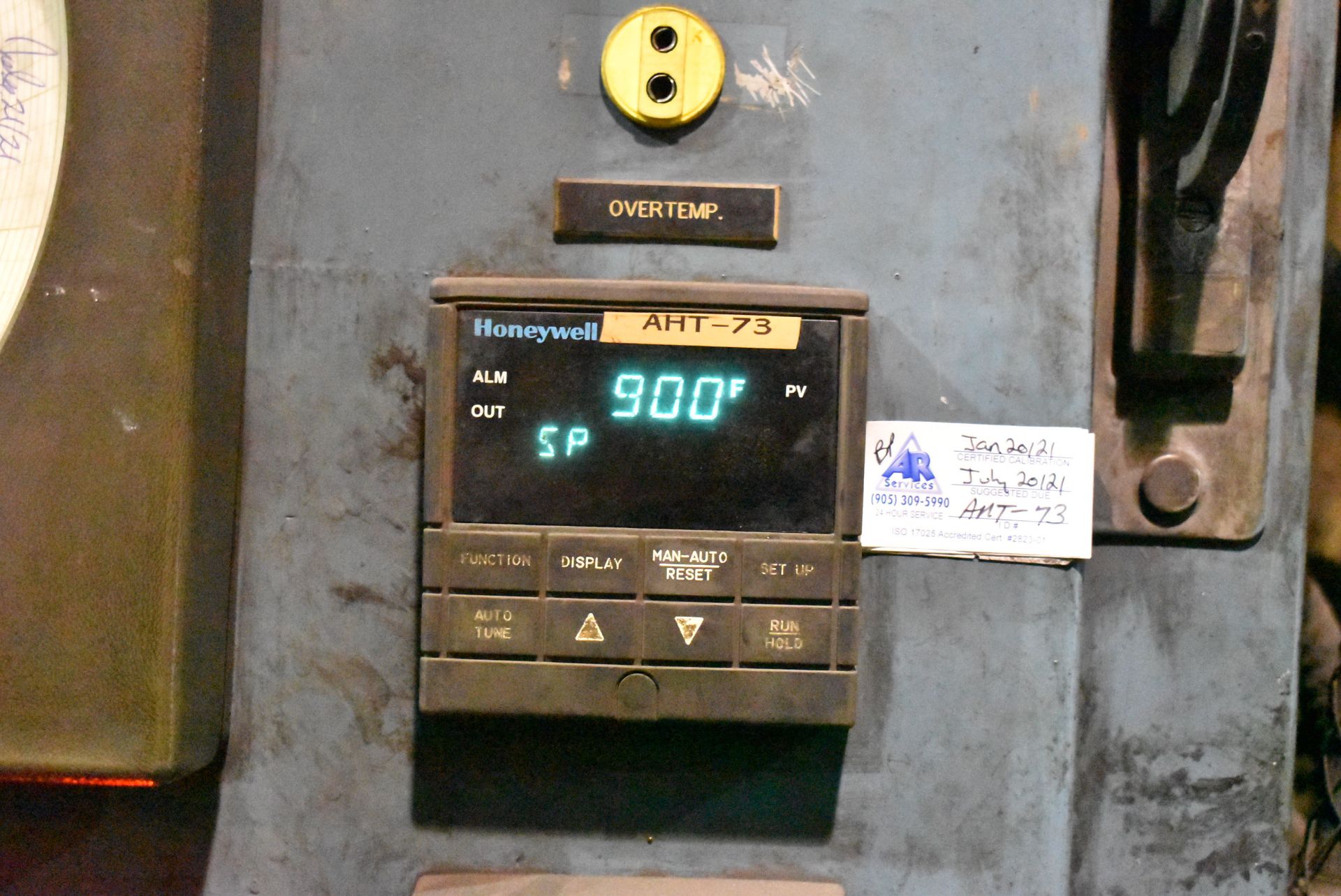 HOLCROFT (INDUSTRONICS) MODEL 301848 NATURAL GAS FIRED TEMPER FURNACE WITH HONEYWELL UDC 3300 - Image 4 of 11