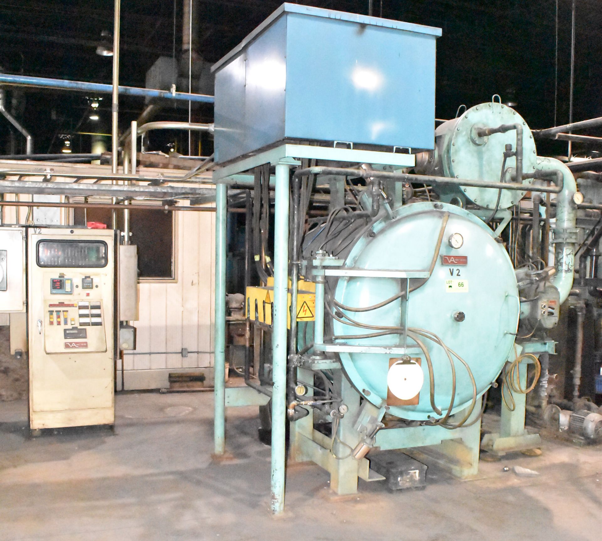 VAC-AERO VAH 3436 MP - 2-BAR QUENCH CAPABILITY ELECTRIC VACUUM FURNACE WITH 2,400 DEGREES F MAX - Image 2 of 15