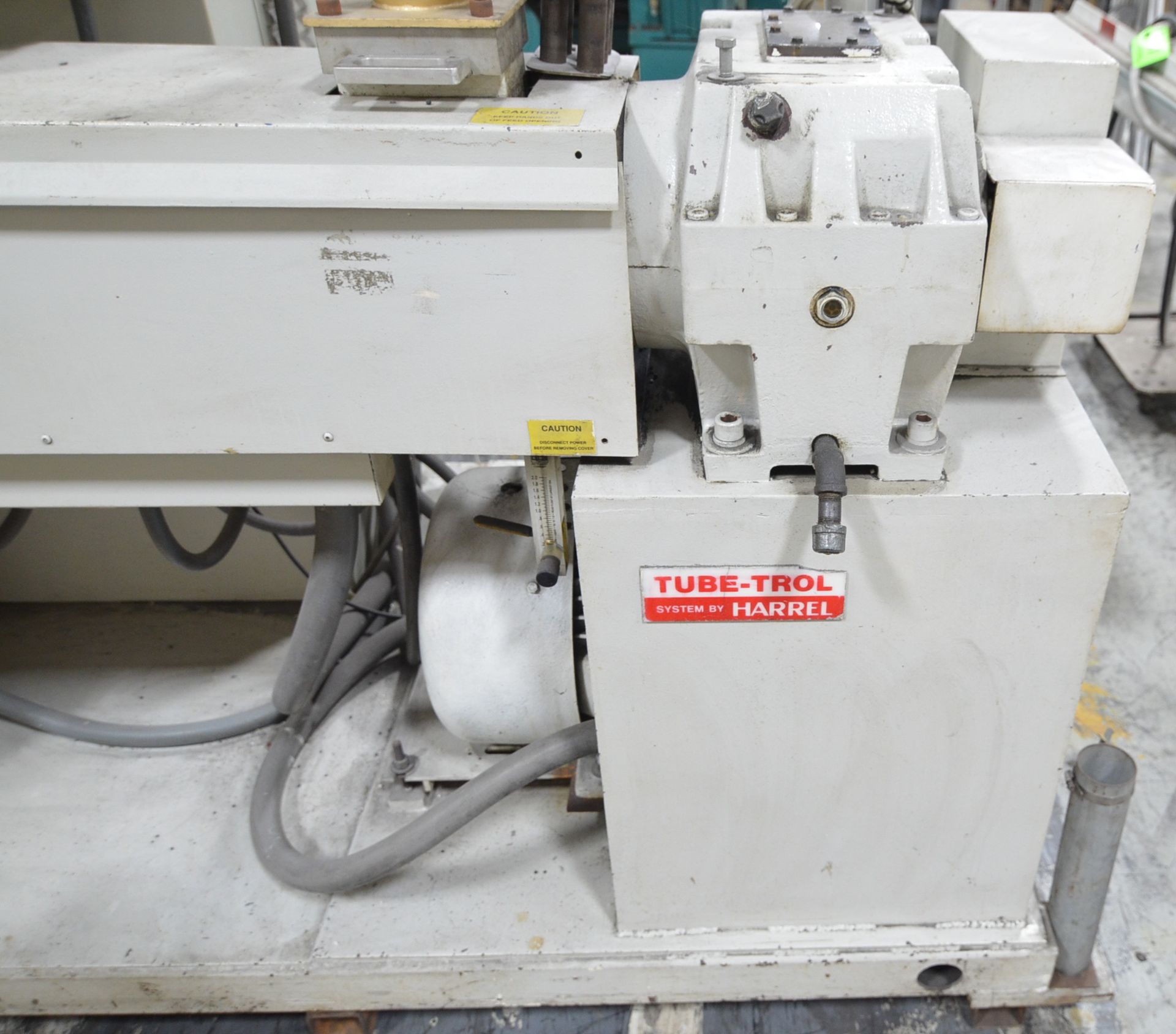 HARREL CP667DS GEARTRUDER 2" SINGLE SCREW EXTRUDER WITH 48" AIR COOLED BARREL, EUROTHERM (4) ZONE - Image 5 of 11