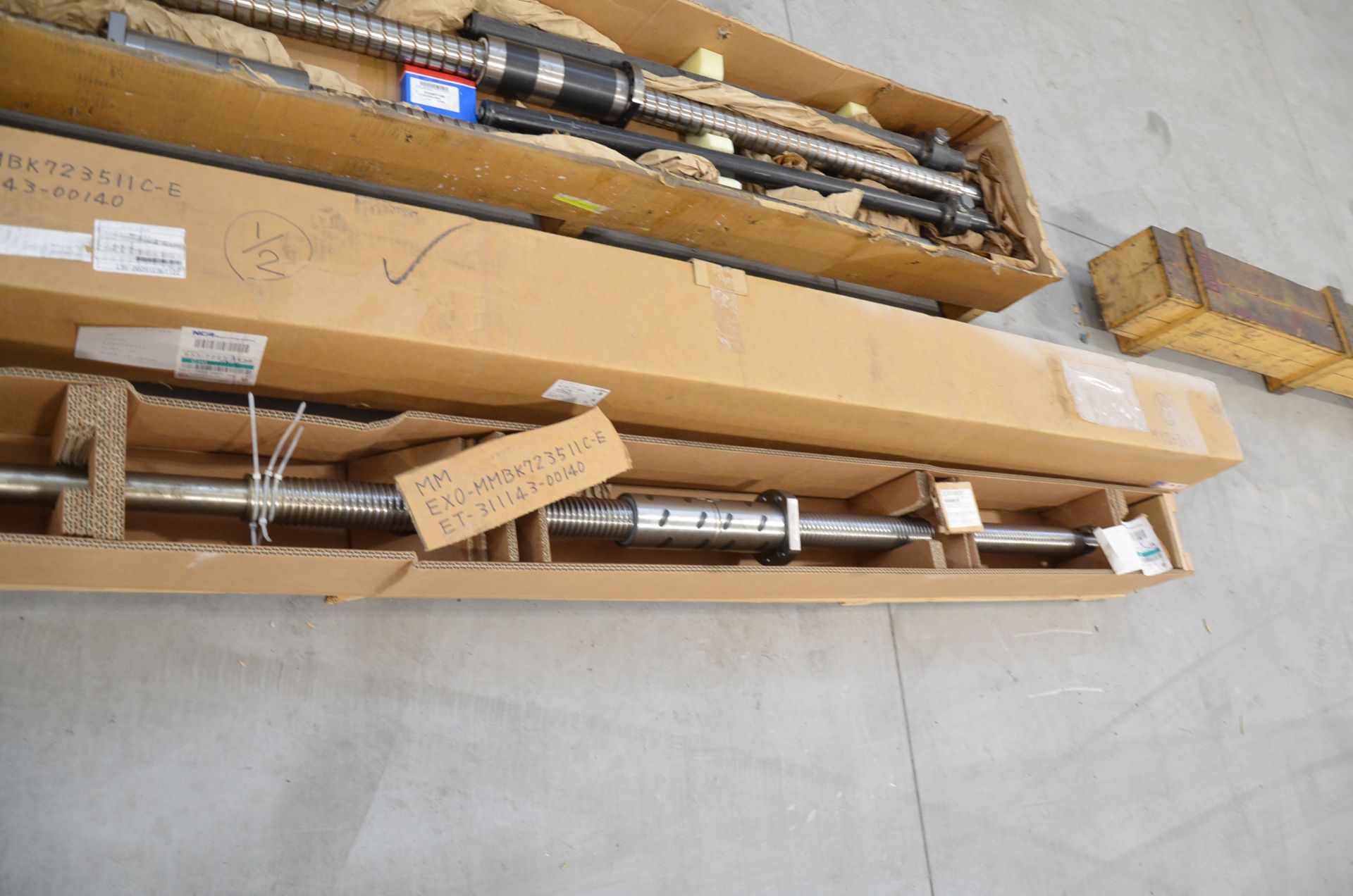 LOT/ SPARE AND REPLACEMENT BALL SCREWS - Image 6 of 6