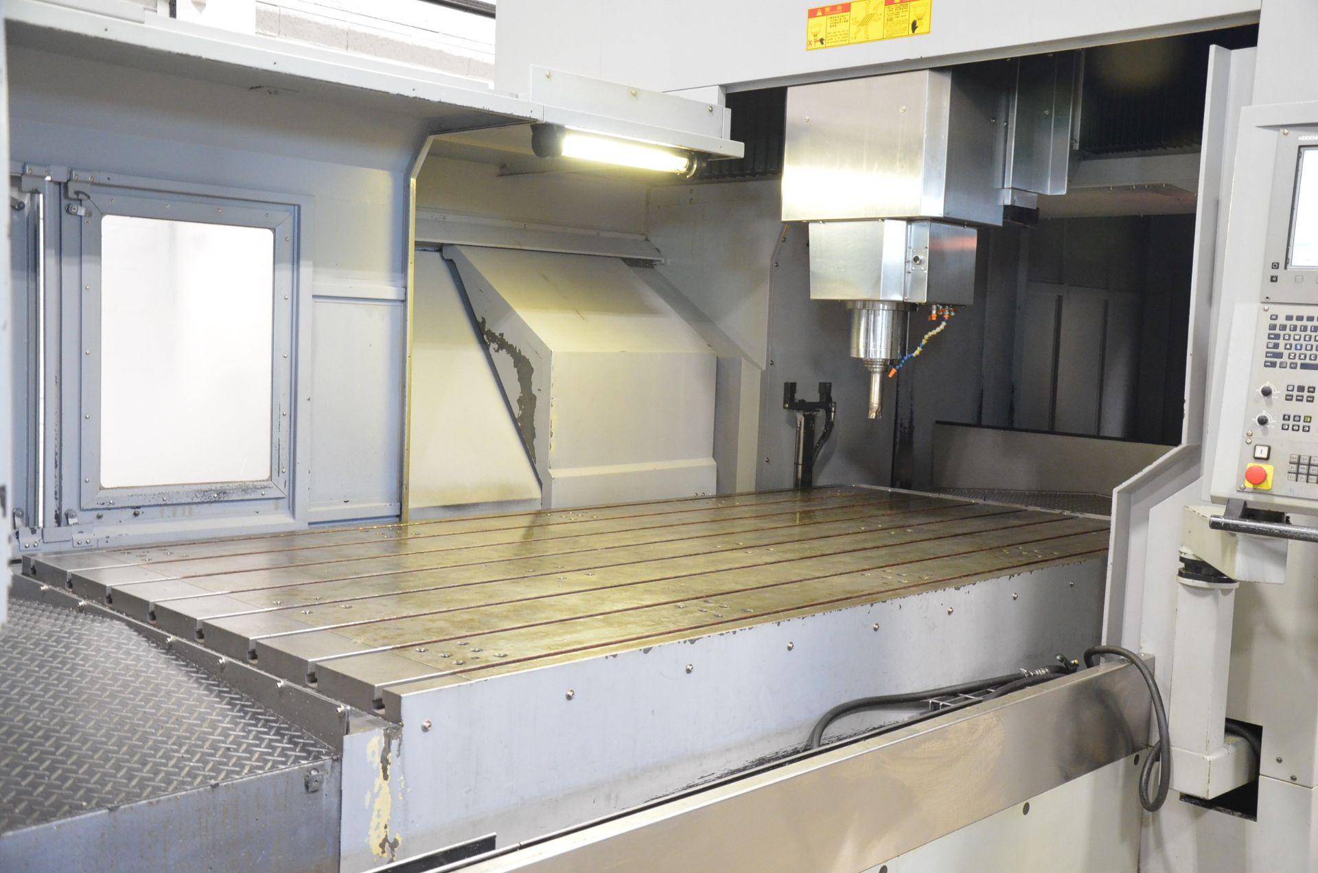 DYNAMIC SPEED (2010) GT-3016V GANTRY-TYPE VERTICAL MACHINING CENTER WITH HEIDENHAIN ITNC530 CNC - Image 4 of 11