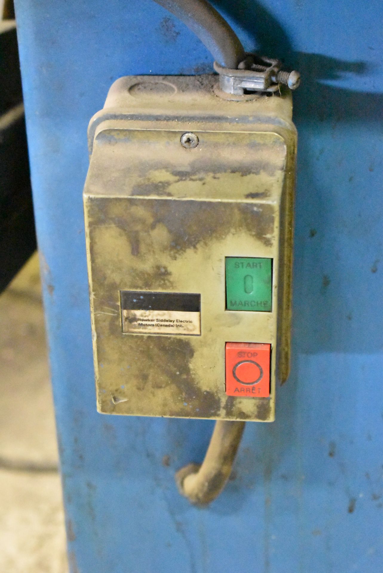 MFG UNKNOWN VERTICAL ROLL-IN BANDSAW, S/N: N/A [RIGGING FEE FOR LOT #6 - $75 CAD PLUS APPLICABLE - Image 2 of 3