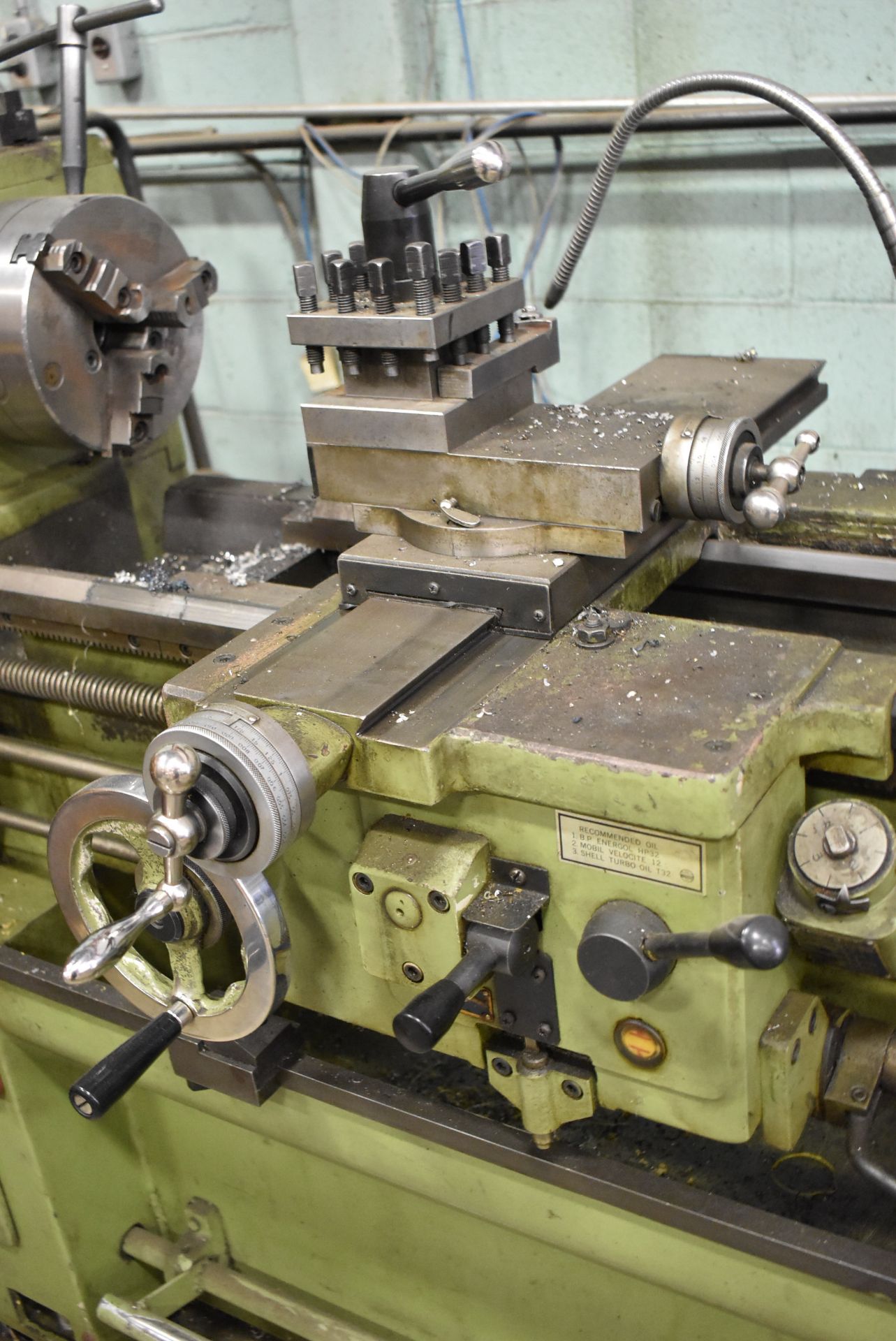 YAM YAM-10000 GAP BED ENGINE LATHE WITH 16" SWING OVER BED, 38" BETWEEN CENTERS, 1-3/4" BORE SIZE, - Image 6 of 9