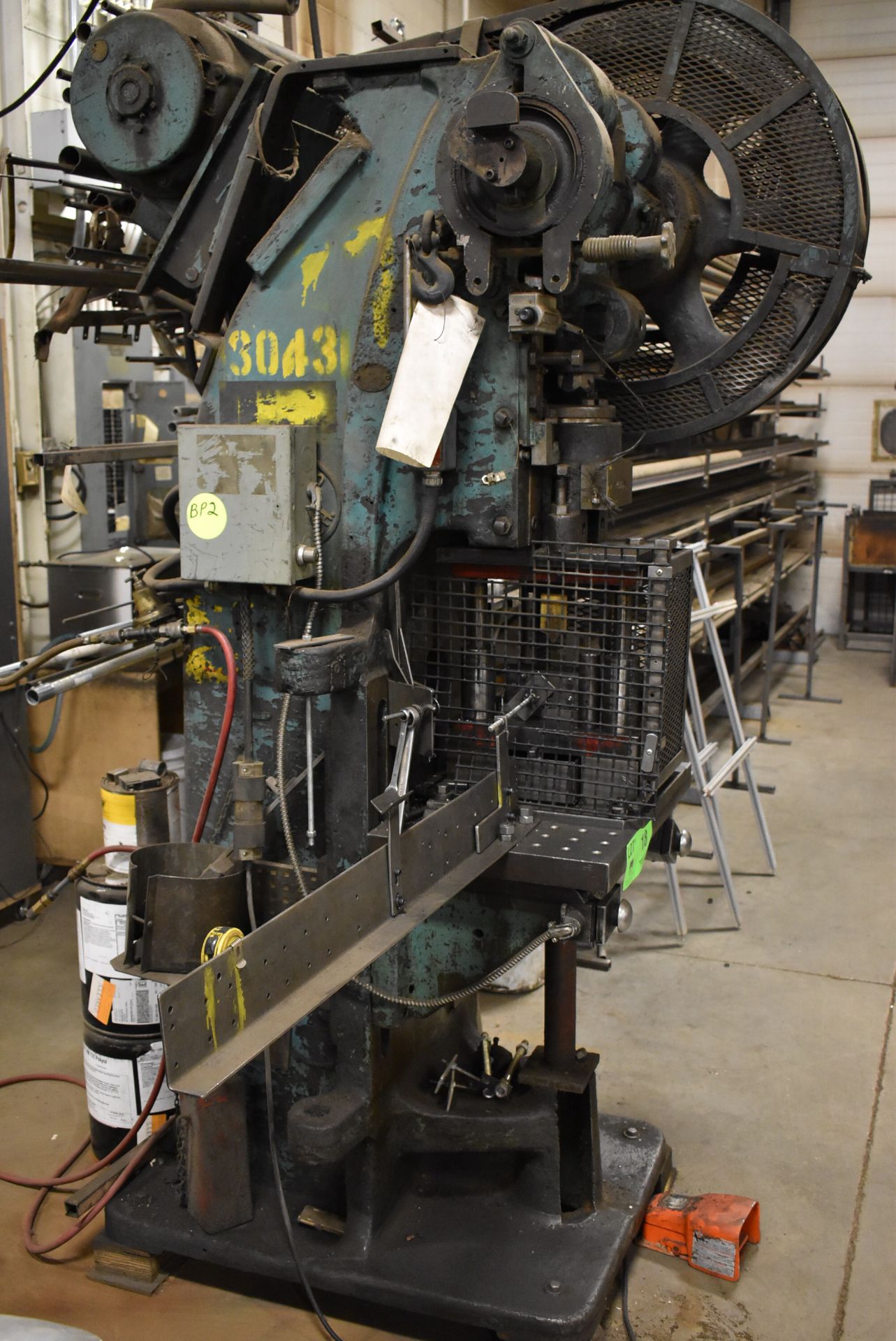 MFG UNKNOWN OBI PUNCH PRESS, S/N: N/A [RIGGING FEE FOR LOT #18 - $300 CDN PLUS APPLICABLE TAXES] - Image 4 of 7