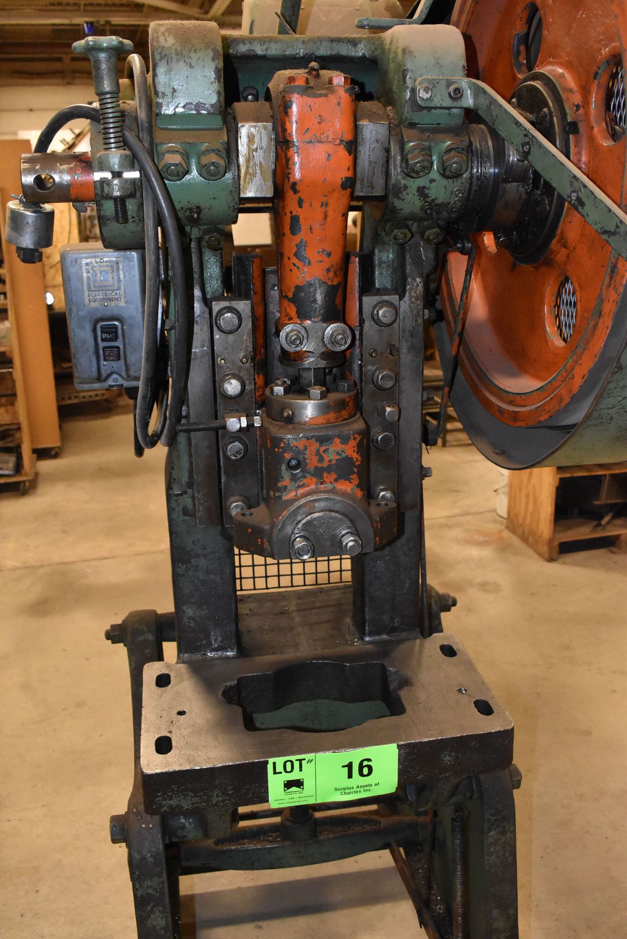 BROWN BOGGS 13LW OBI PUNCH PRESS WITH 11.25"X22.25" BED, 9"X8" RAM, S/N: N/A [RIGGING FEE FOR LOT # - Image 2 of 4