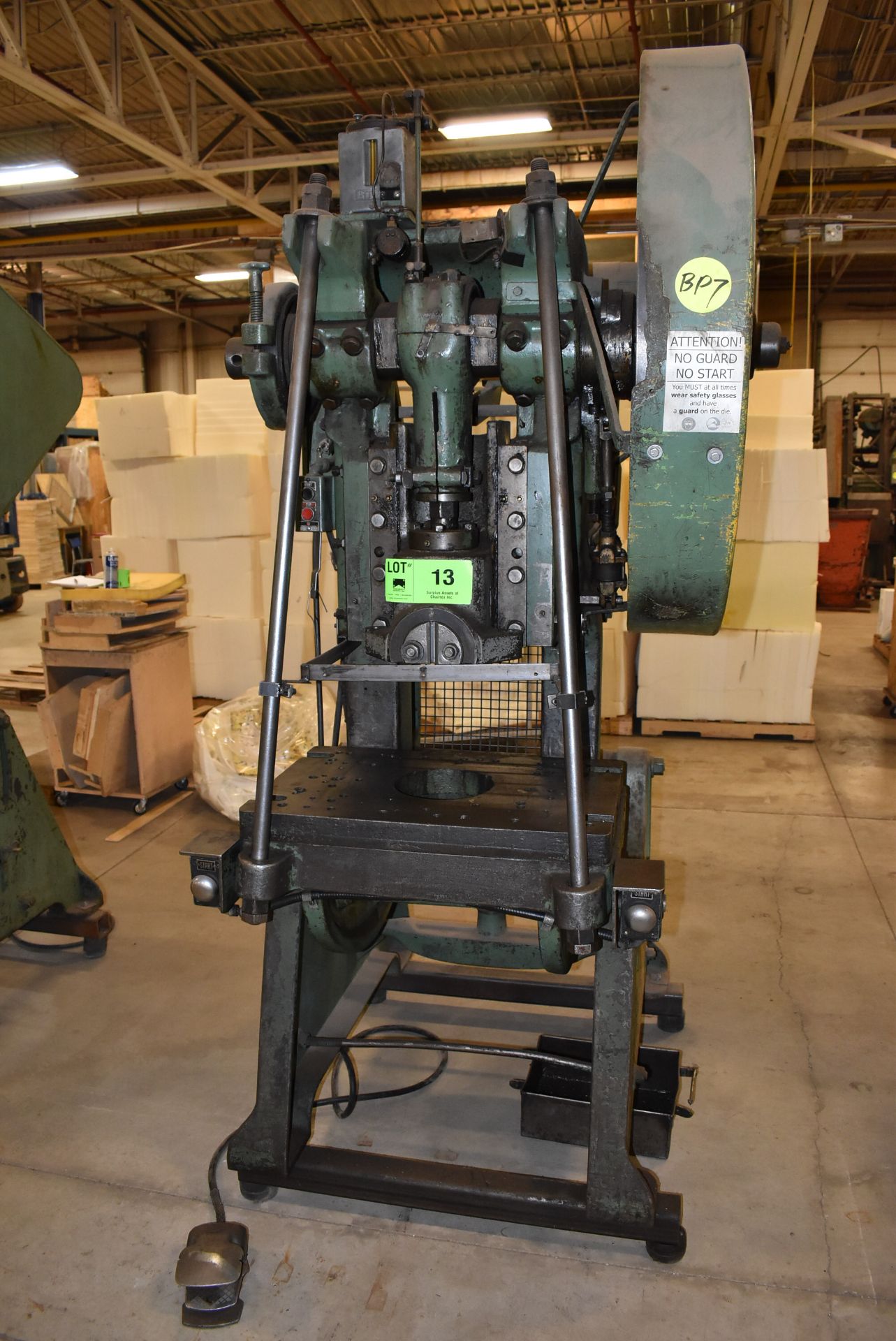 BROWN BOGGS 15LW 40TON OBI PUNCH PRESS WITH 2.5" STROKE, 8"-10.25" SHUT HEIGHT, 2.5" ADJUSTMENT, - Image 2 of 6