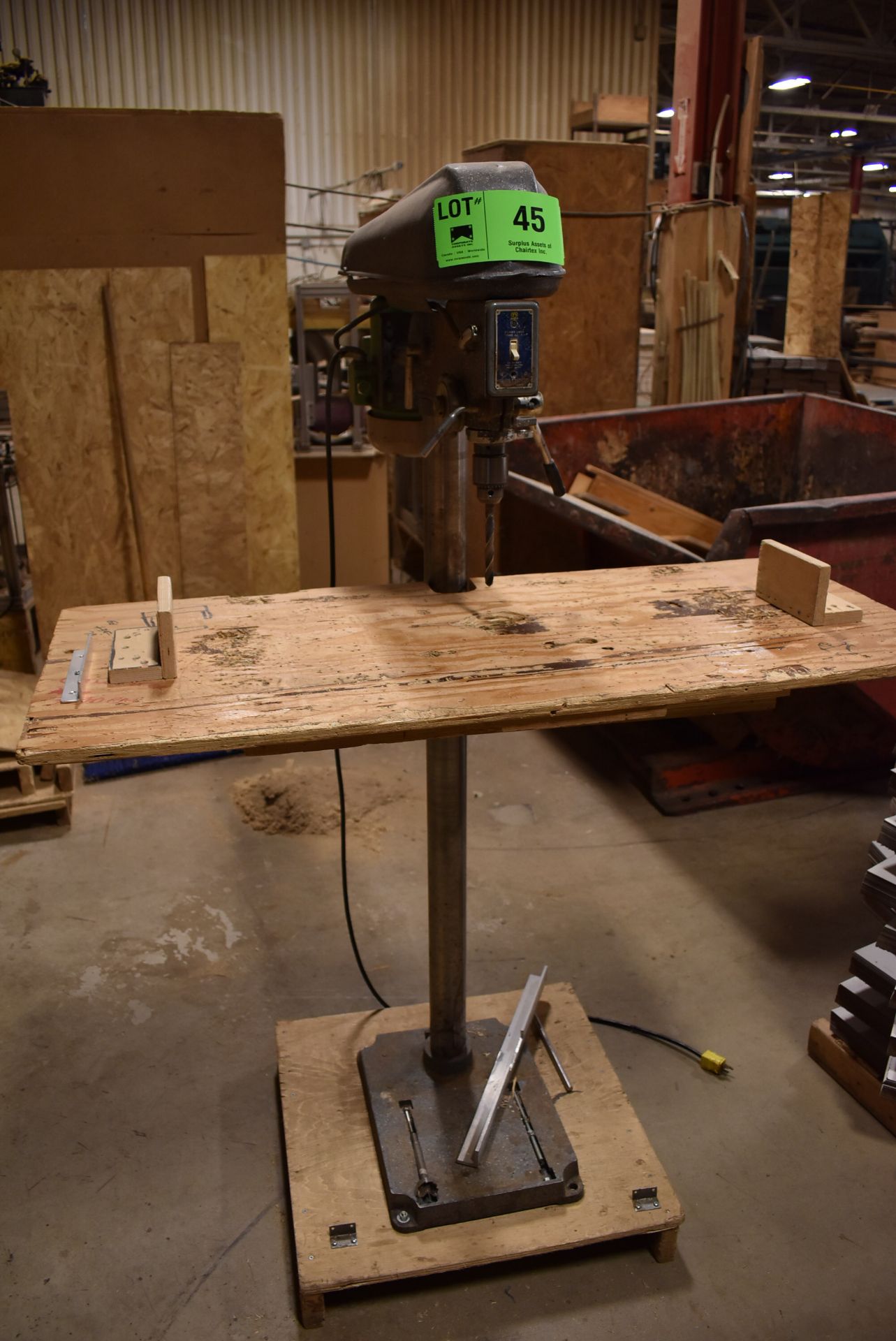 FLOOR-TYPE DRILL PRESS, S/N: N/A [RIGGING FEE FOR LOT #45 - $60 CDN PLUS APPLICABLE TAXES]