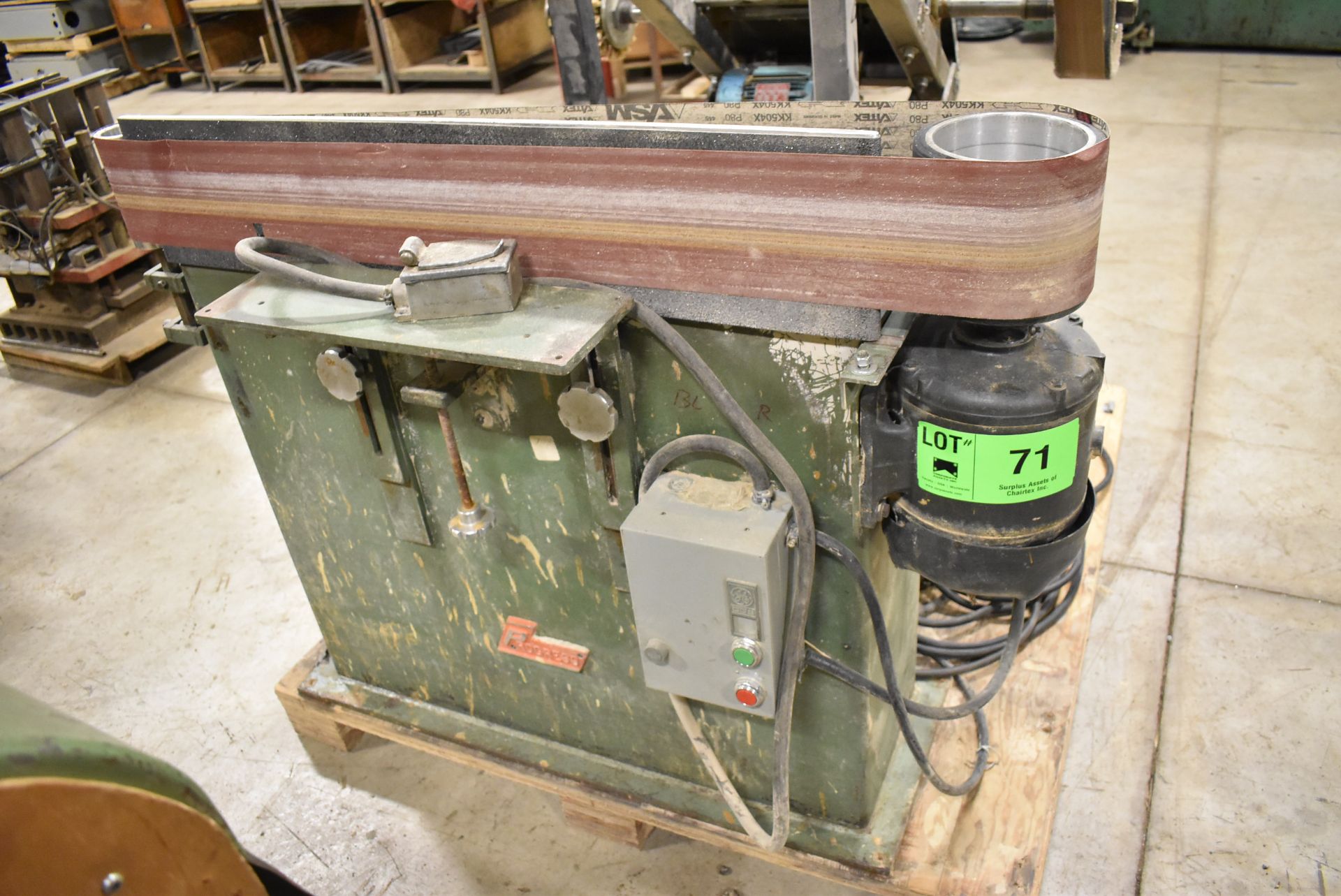 PROGRESS VERTICAL BELT SANDER, S/N: N/A [RIGGING FEE FOR LOT #71 - $60 CDN PLUS APPLICABLE TAXES] - Image 2 of 3