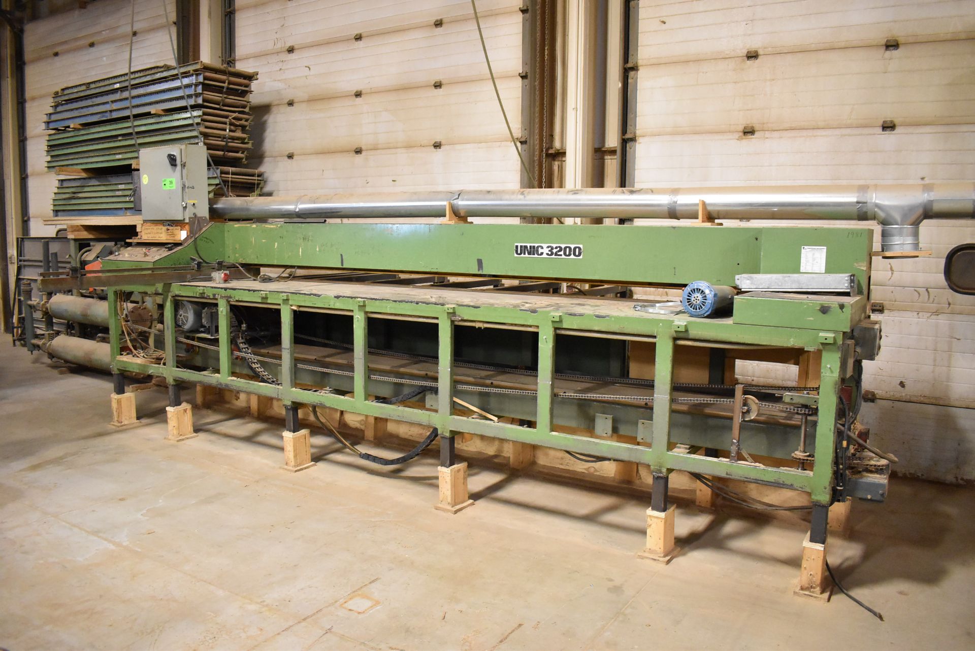 UNIC 32 VERTICAL UP-ACTING PANELSAW WITH 13'X7' TABLE, 12" SAW BLADE, S/N: N/A - Image 2 of 8