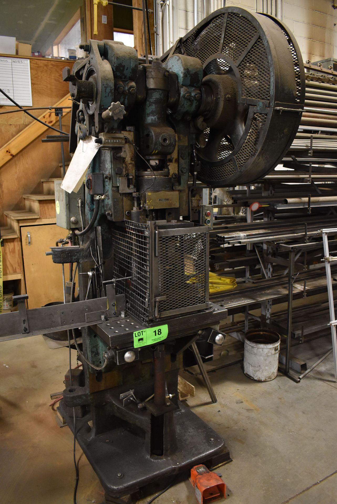 MFG UNKNOWN OBI PUNCH PRESS, S/N: N/A [RIGGING FEE FOR LOT #18 - $300 CDN PLUS APPLICABLE TAXES]