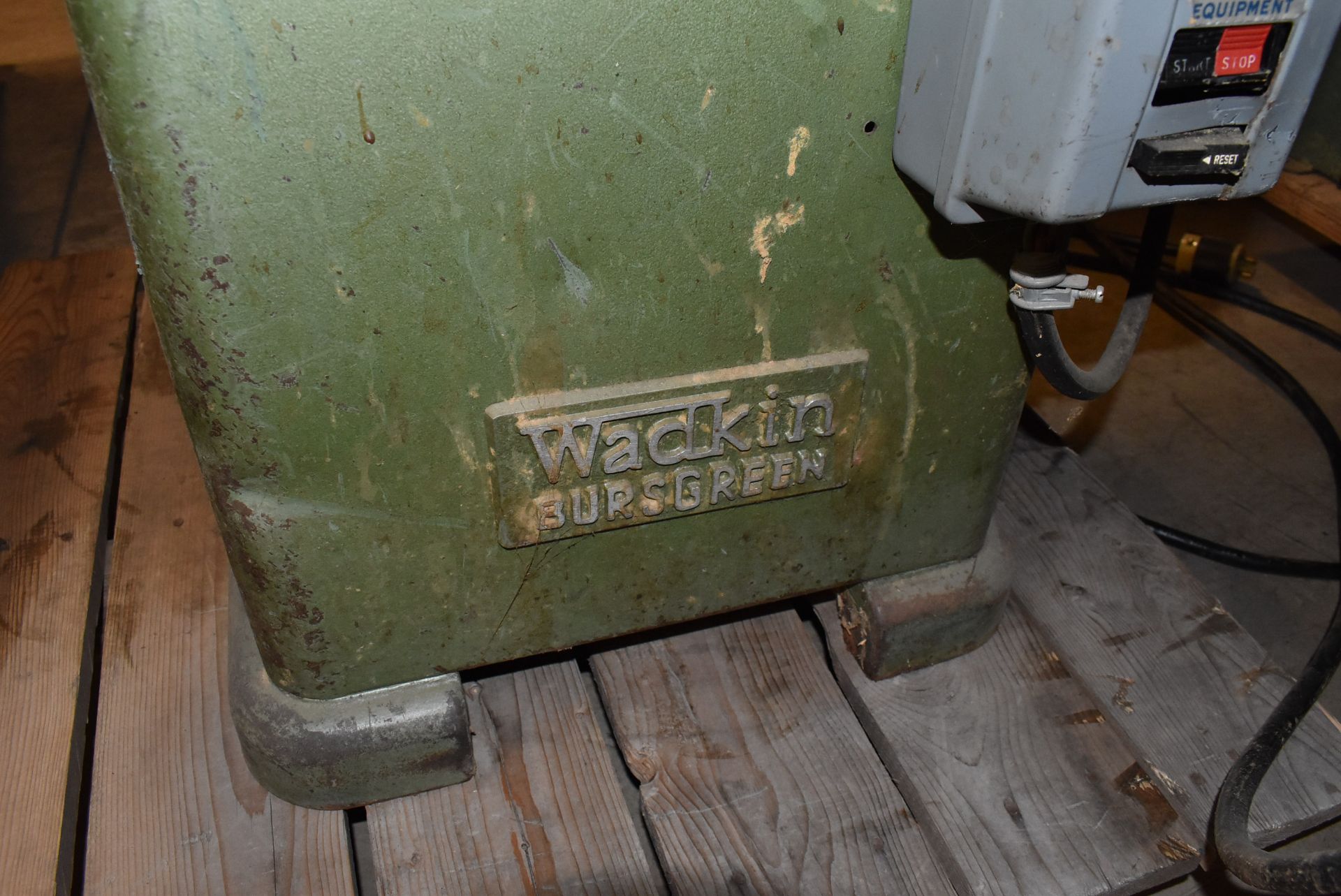 WADKIN BURSGREEN TABLESAW, S/N: N/A [RIGGING FEE FOR LOT #151 - $40 CDN PLUS APPLICABLE TAXES] - Image 5 of 6