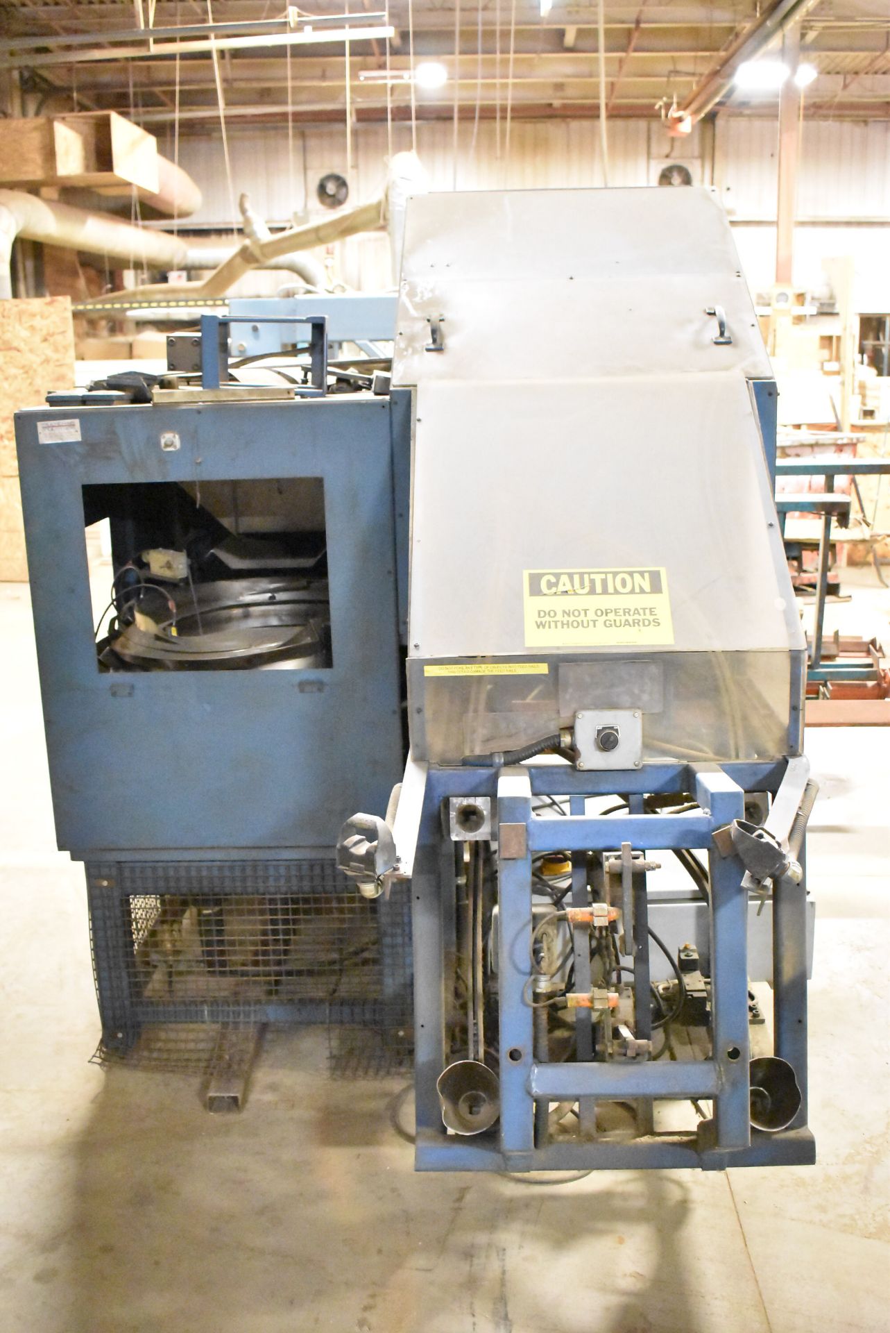 MULTICHAIR CUSTOM MACHINE, S/N: OLIN C520 5200 [RIGGING FEE FOR LOT #56 - $550 CDN PLUS APPLICABLE - Image 3 of 5