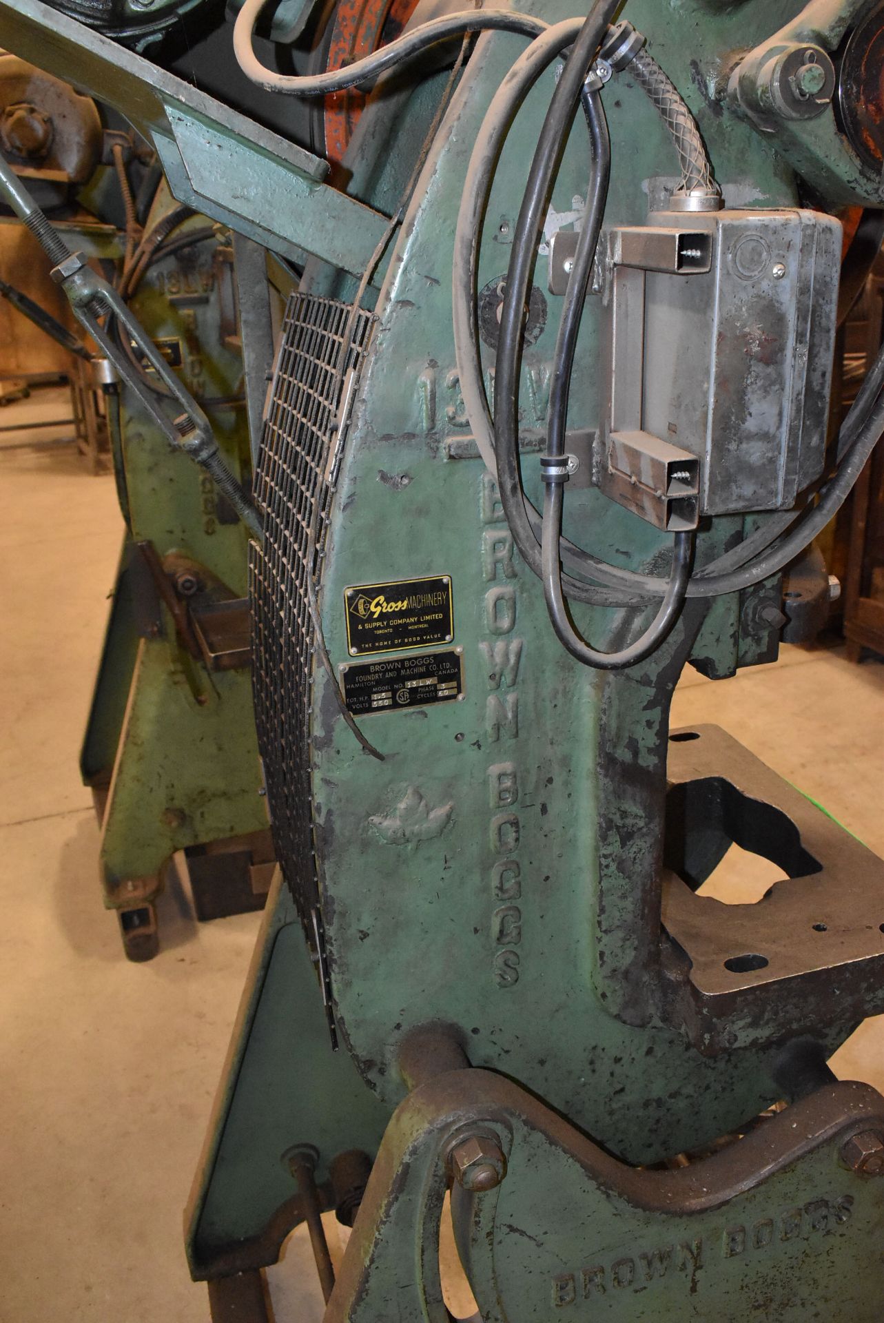 BROWN BOGGS 13LW OBI PUNCH PRESS WITH 11.25"X22.25" BED, 9"X8" RAM, S/N: N/A [RIGGING FEE FOR LOT # - Image 3 of 4