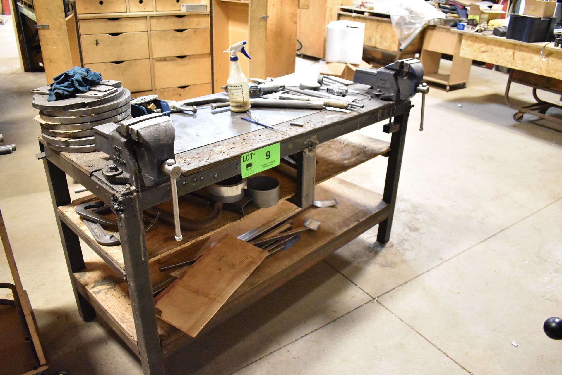 LOT/ SHOP TABLE WITH (2) 4.5" BENCH VISES - Image 2 of 2