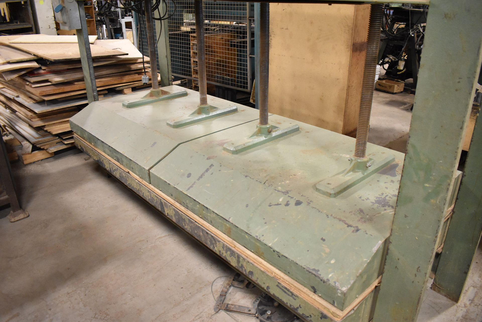 ITALPRESSE 48"X98.5" VENEER PRESS, S/N: 817182 [RIGGING FEE FOR LOT #37 - $550 CDN PLUS APPLICABLE - Image 4 of 6