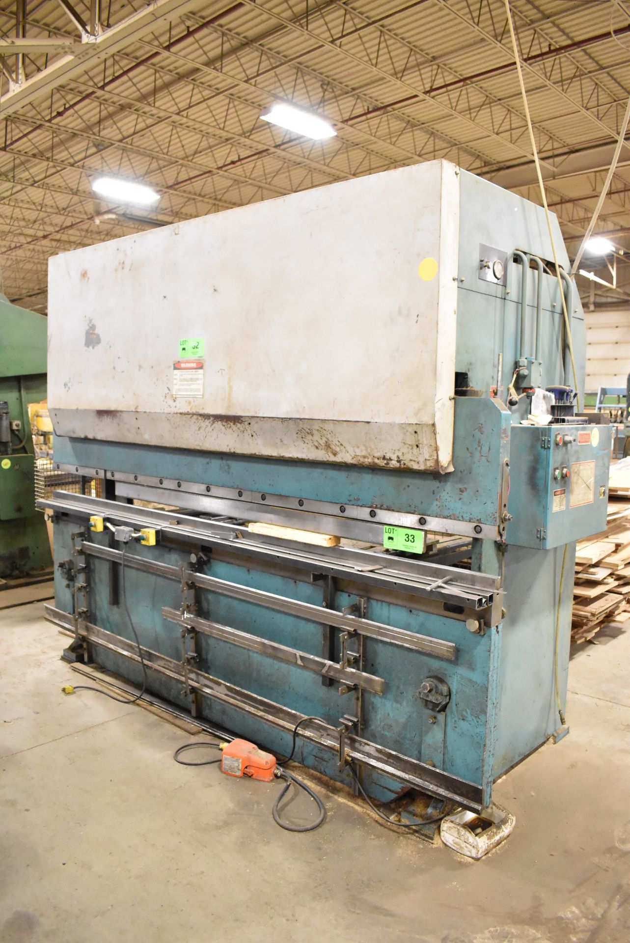 ALLSTEEL 70-10 70TON 10" BRAKE PRESS WITH BACKGAUGE, S/N: 356 (NO TOOLING OR DIES) [RIGGING FEE - Image 3 of 13