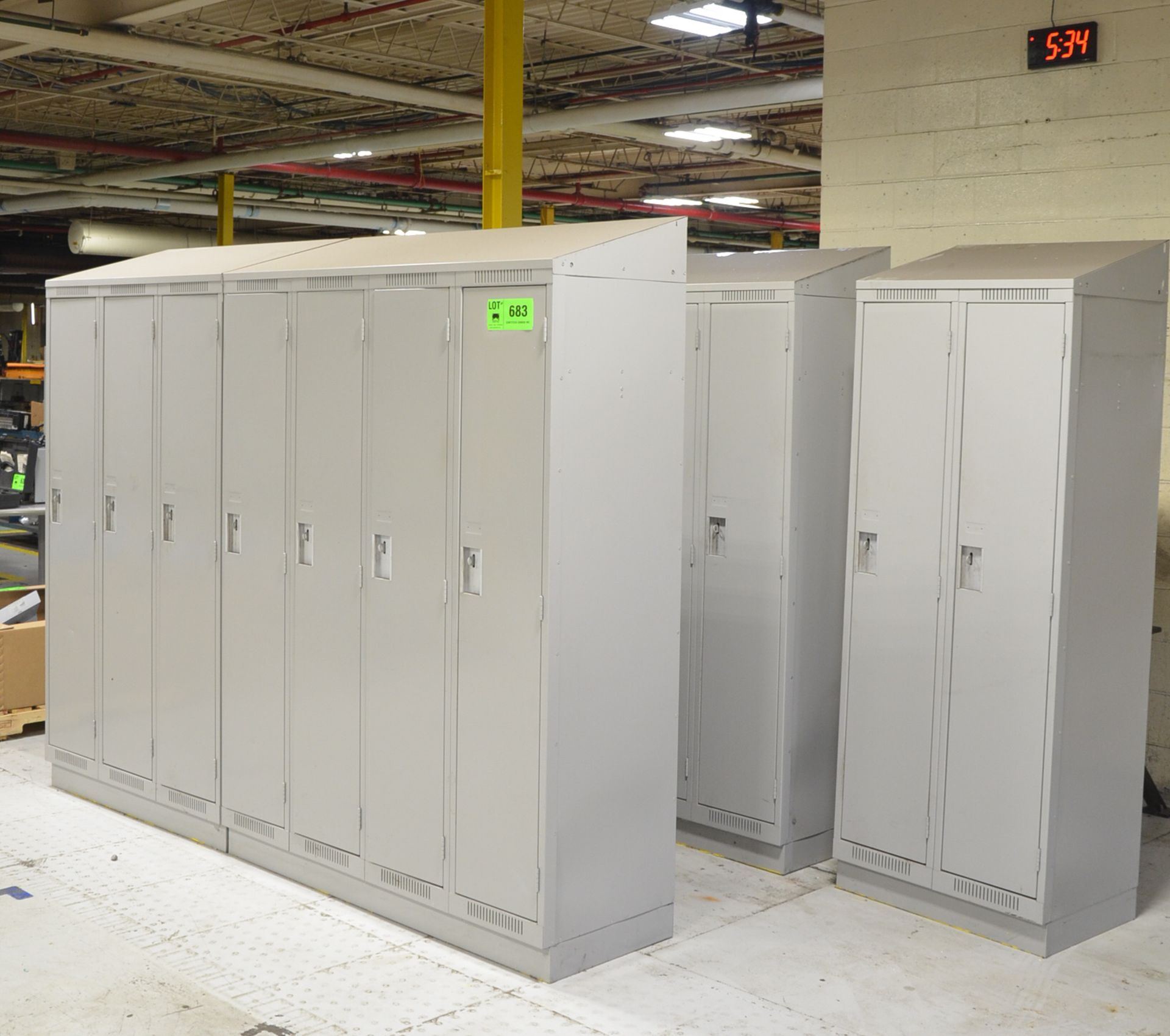 LOT/ LOCKERS [RIGGING FEE FOR LOT #683 - $tbd USD PLUS APPLICABLE TAXES]