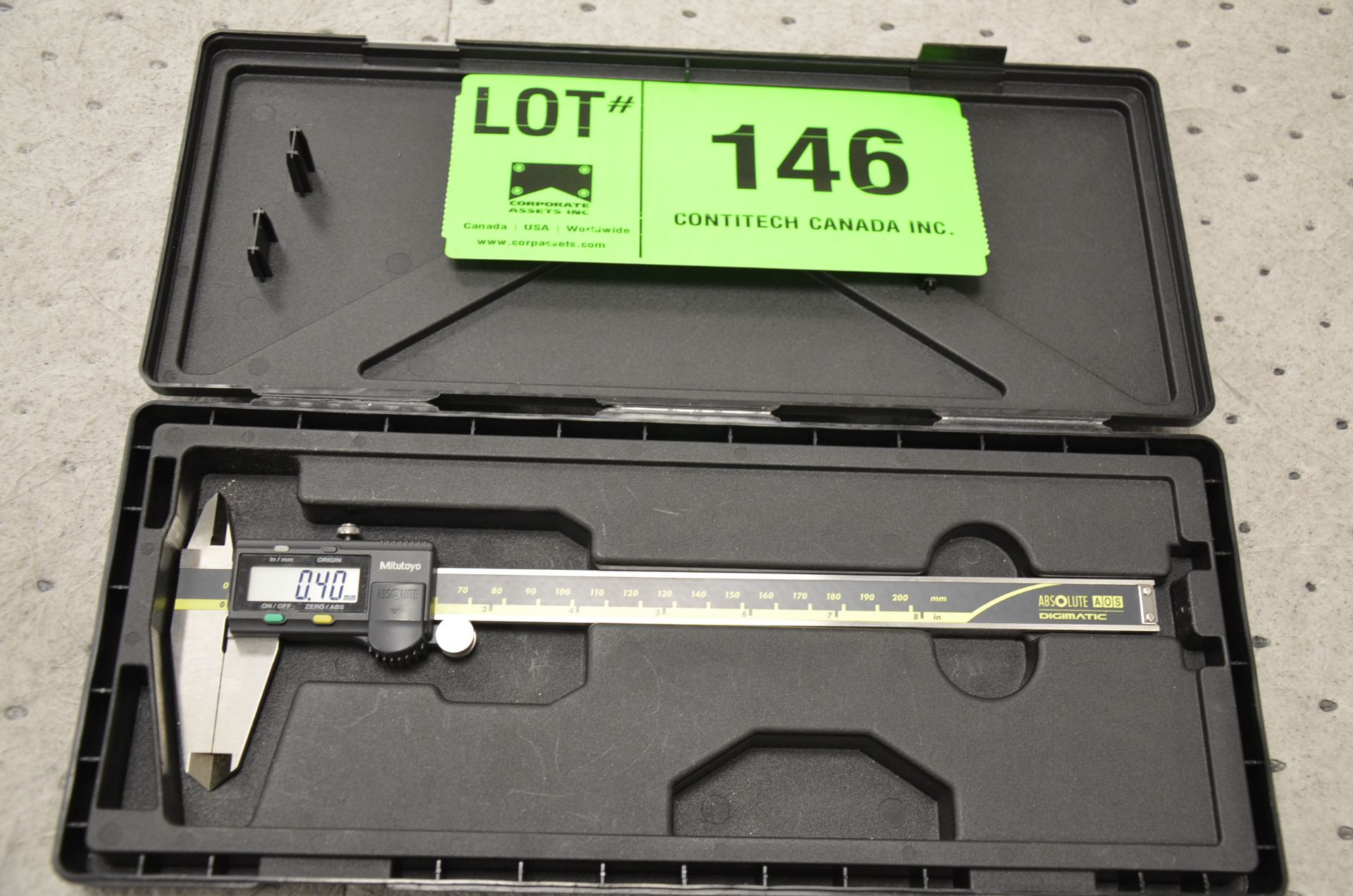 MITUTOYO 8" DIGITAL VERNIER CALIPER, S/N N/A [RIGGING FEE FOR LOT #146 - $20 USD PLUS APPLICABLE