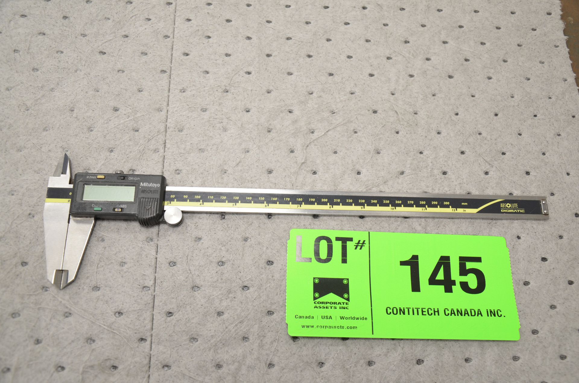 MITUTOYO 12" DIGITAL VERNIER CALIPER, S/N N/A [RIGGING FEE FOR LOT #145 - $20 USD PLUS APPLICABLE