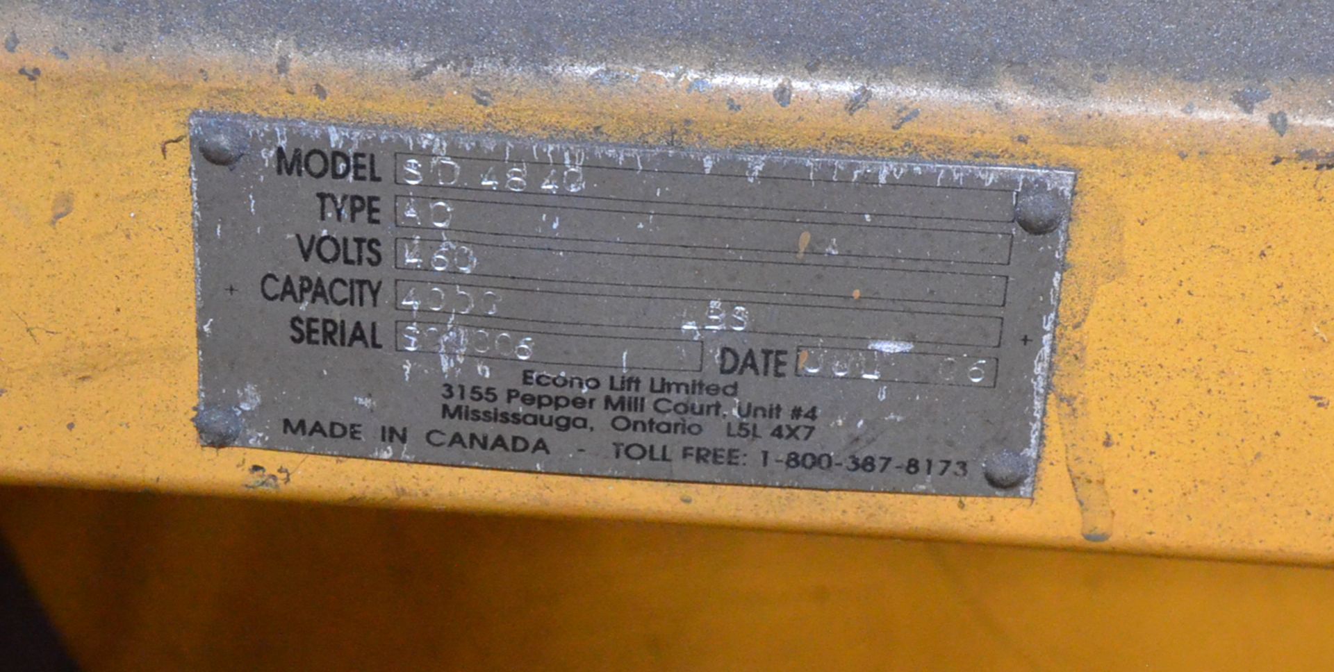 ECONOLIFT SD4840 4,000LB CAPACITY HYDRAULIC DUMPER, S/N SC1006 [RIGGING FEE FOR LOT #428 - $50 USD - Image 3 of 3