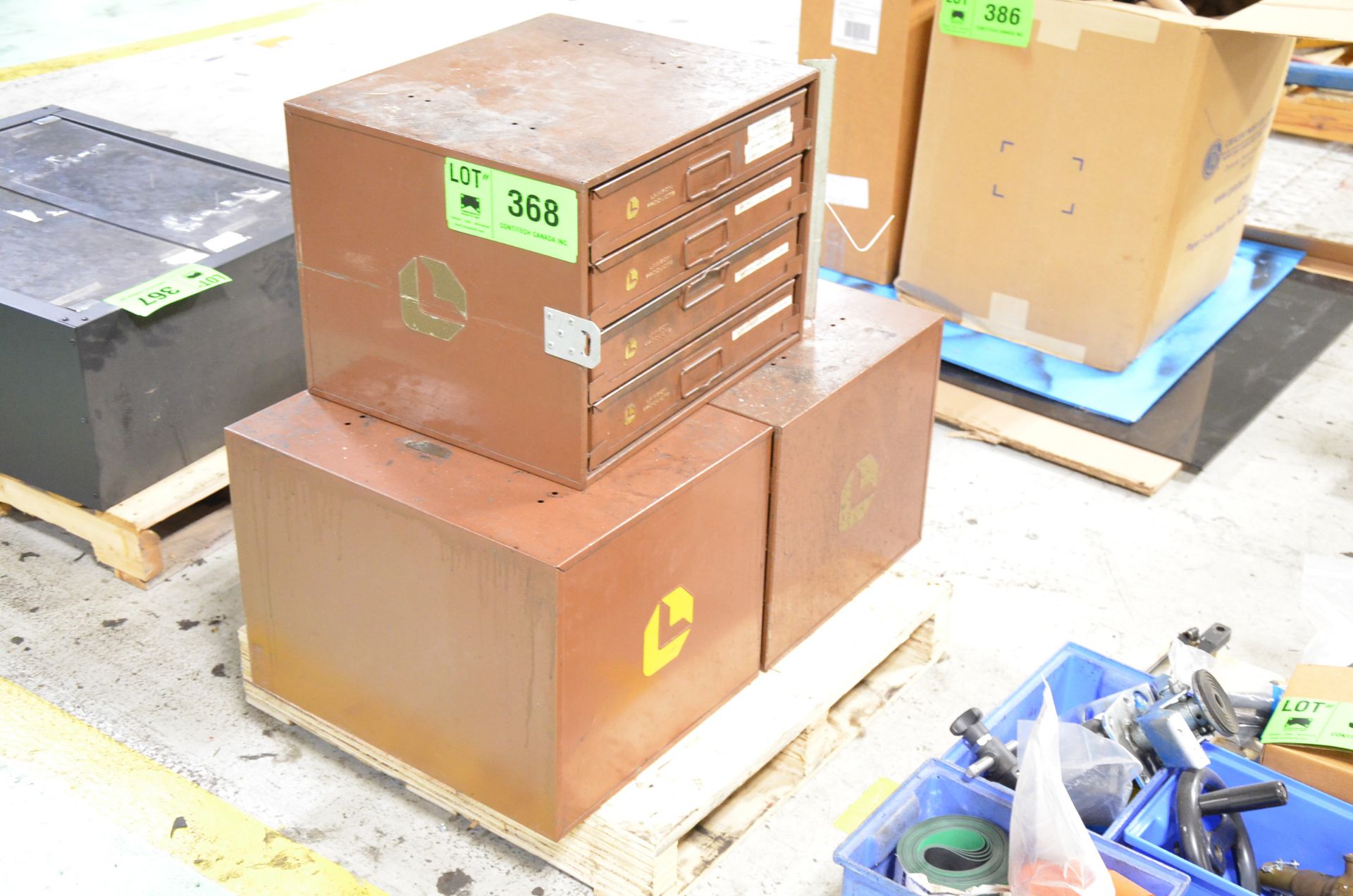 LOT/ INDEX CABINETS [RIGGING FEE FOR LOT #368 - $25 USD PLUS APPLICABLE TAXES]