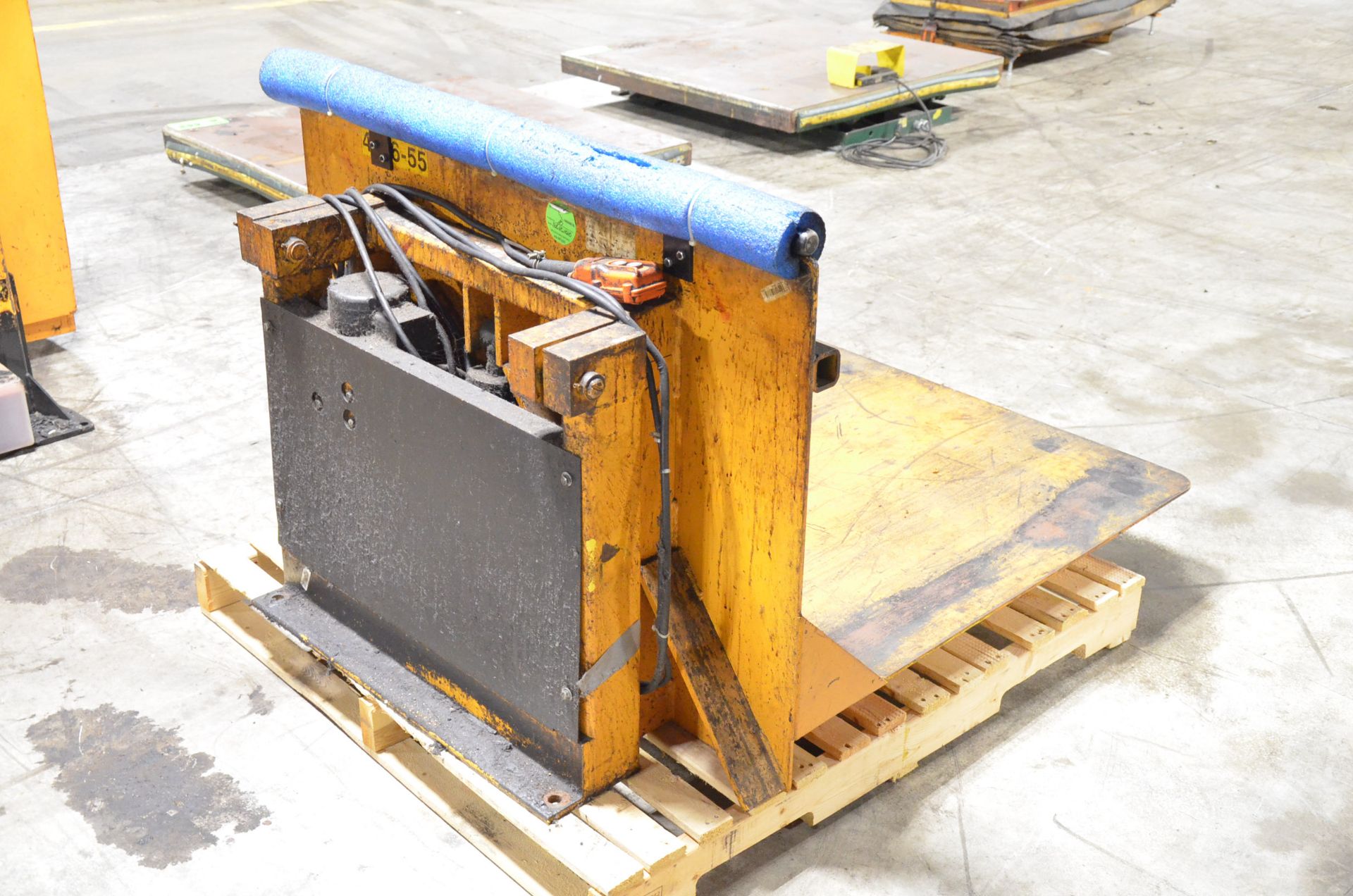 ECONOLIFT 1,000LB CAPACITY LIFTING TABLE, S/N N/A [RIGGING FEE FOR LOT #438 - $50 USD PLUS - Image 2 of 2