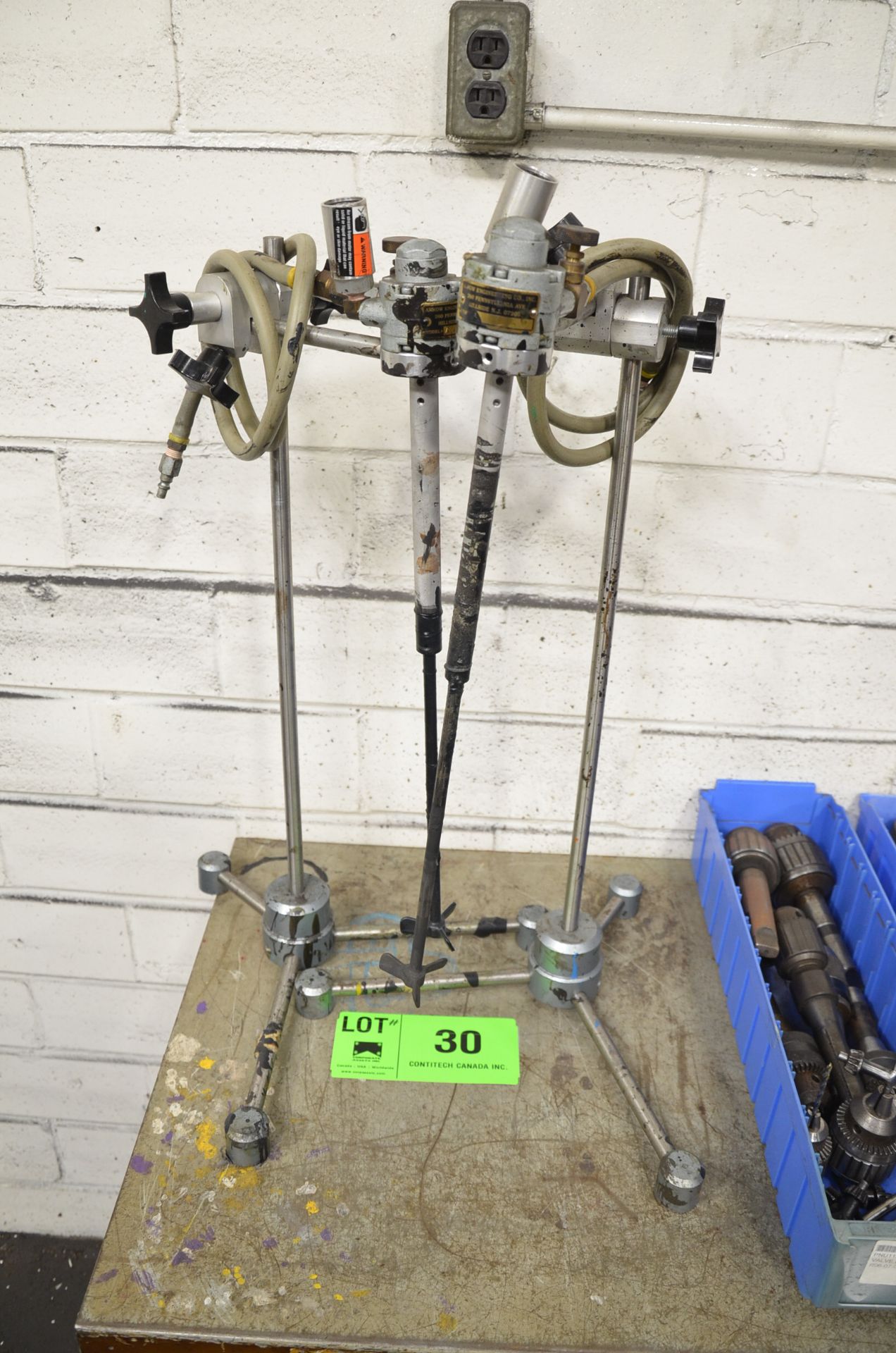 LOT/ (2) ARROW ENGINEERING PNEUMATIC PLUNGE MIXERS [RIGGING FEE FOR LOT #30 - $25 USD PLUS