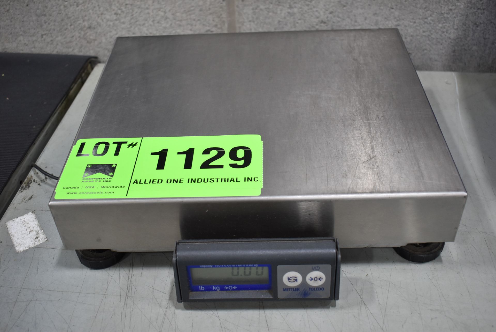 METTLER TOLEDO COUNTING SCALE WITH 150LBX0.05 CAPACITY, S/N N/A