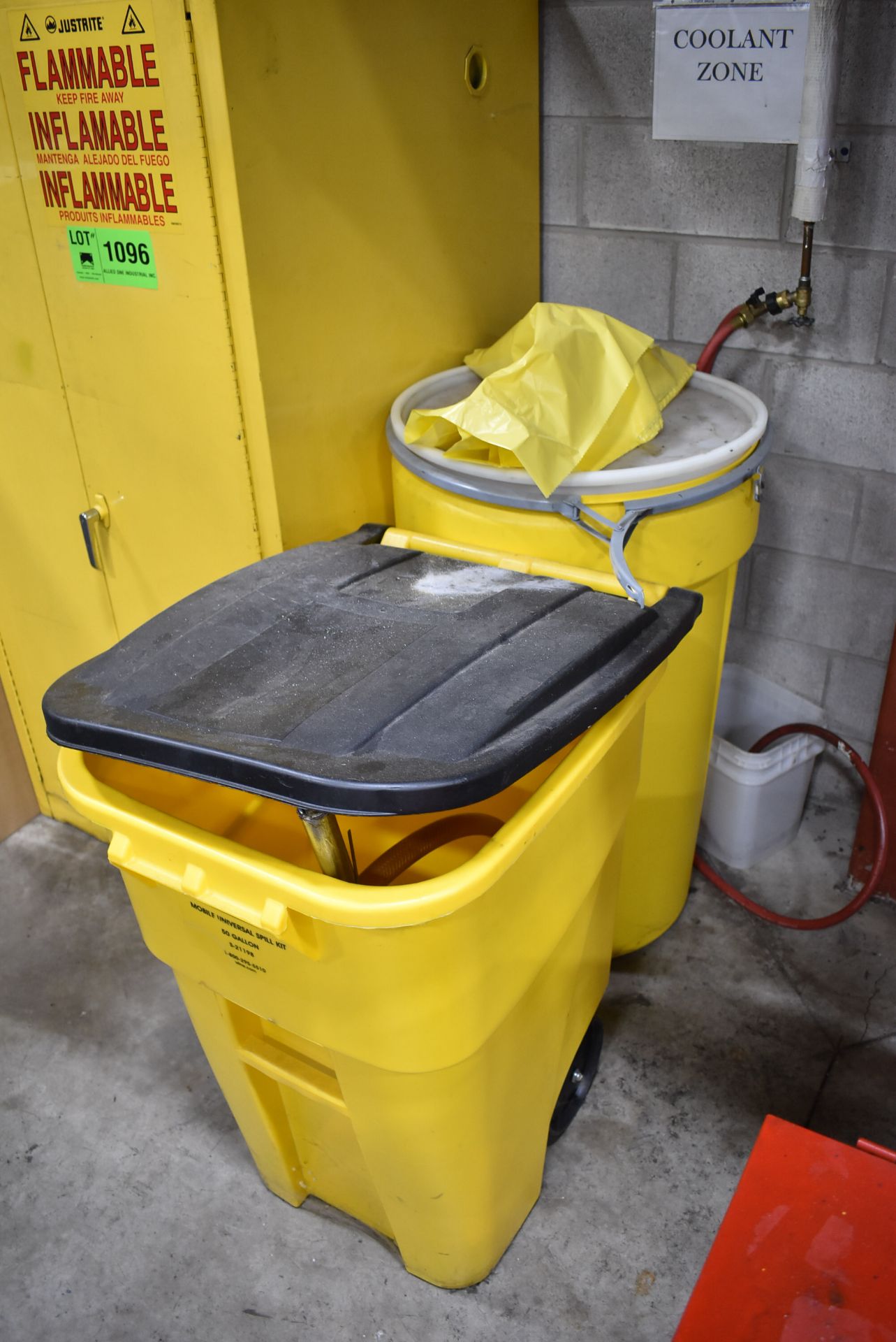 LOT/ JUSTRITE FLAMMABLE CABINET AND TOTES - Image 2 of 3