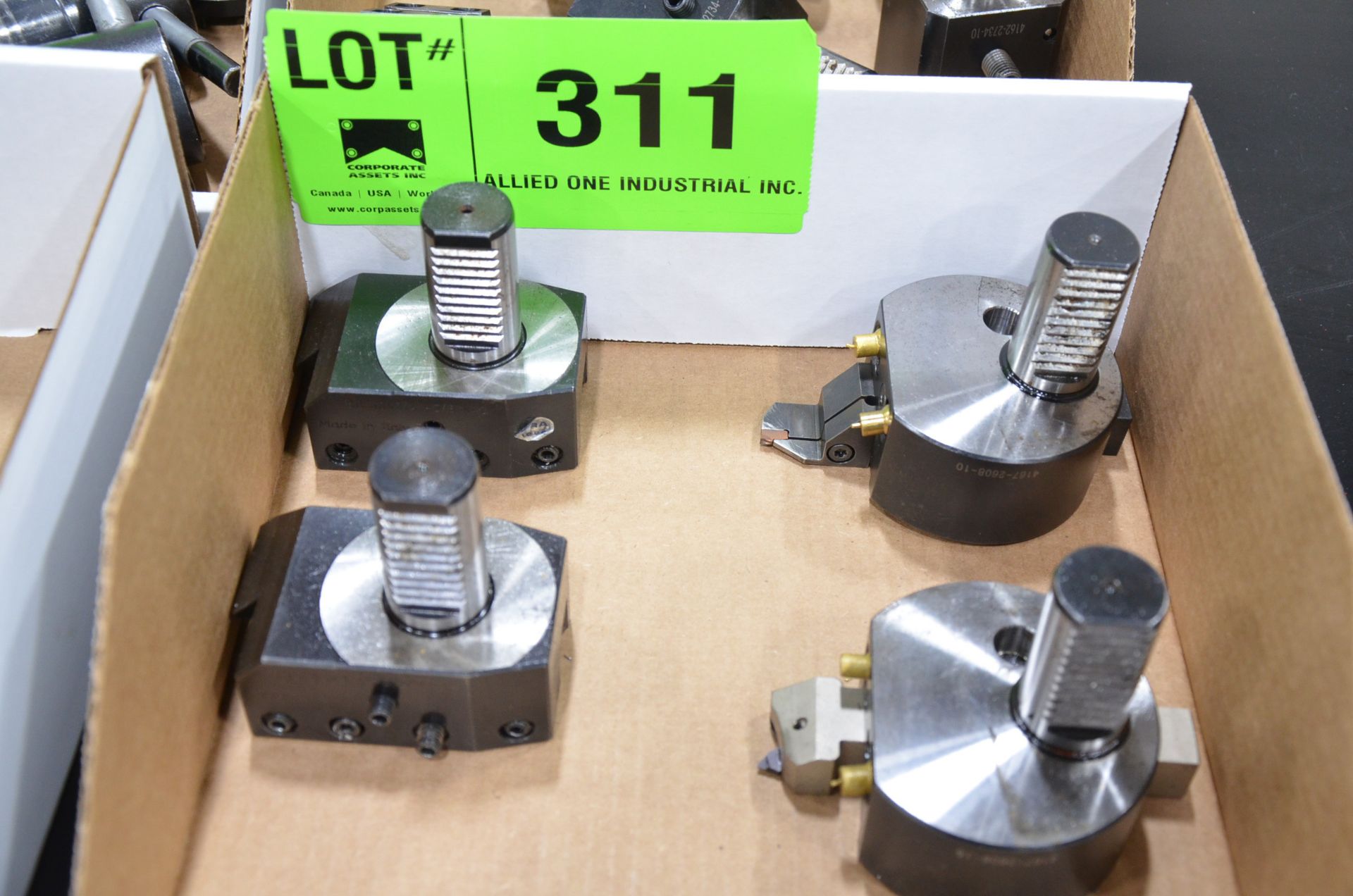 LOT/ (2) RIGHT ANGLE TOOL HOLDERS