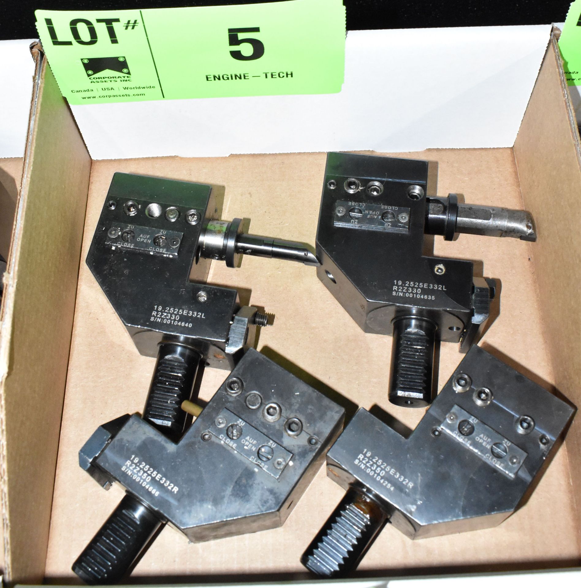 LOT/ (4) RIGHT ANGLE VDI TOOL HOLDERS