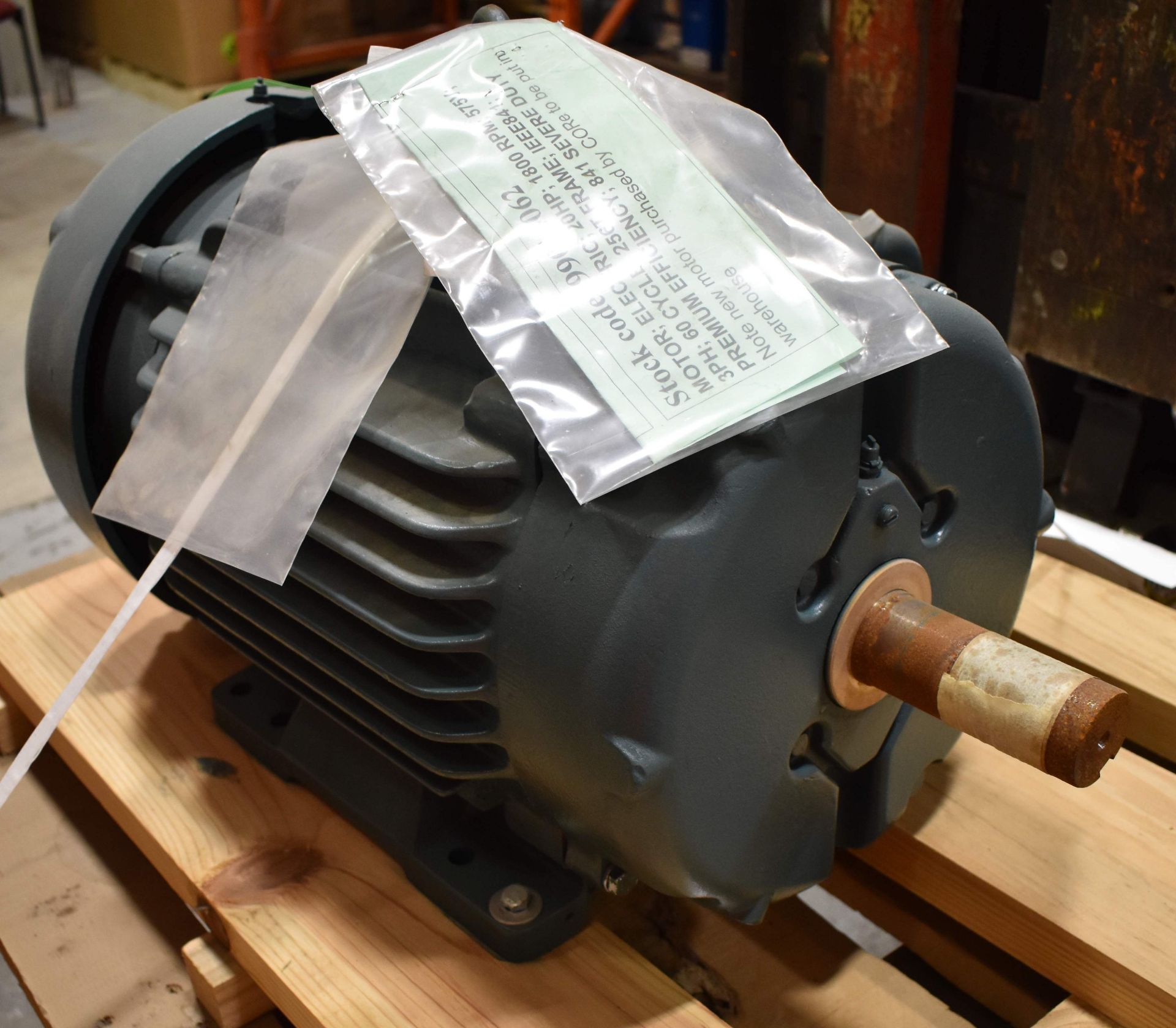 BALDOR RELIANCE 20 HP ELECTRIC MOTOR WITH 575V, 3PH, 60HZ (CMD WAREHOUSE - 07030401) - Image 2 of 3