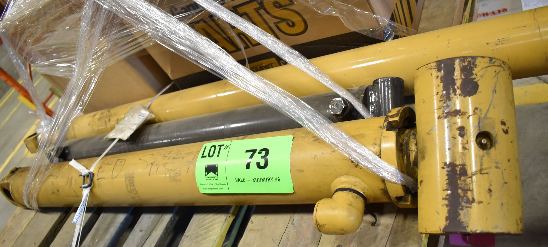 LOT/ CATERPILLAR MOBILE EQUIPMENT PARTS INCLUDING CYLINDERS AND FILTERS (CMD WAREHOUSE - 09020401) - Image 2 of 3