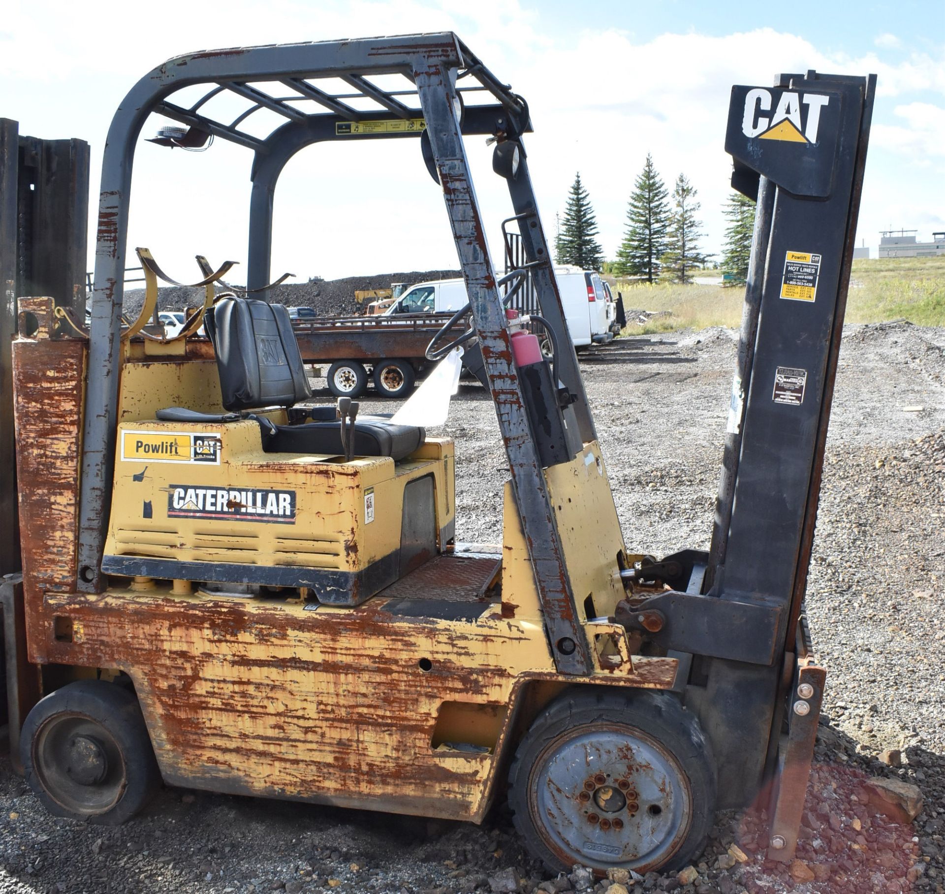 CATERPILLAR T80D STR 8000 LB. CAPACITY LPG FORKLIFT WITH 117" MAX. LIFT HEIGHT, S/N: N/A (NOT IN - Image 2 of 3