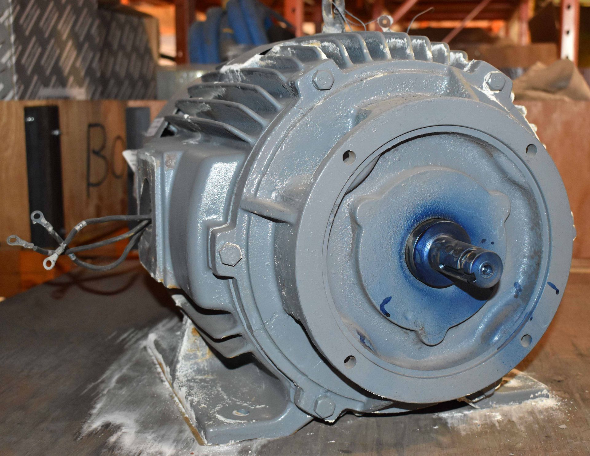 WESTINGHOUSE 30 HP ELECTRIC MOTOR WITH 575V, 3PH, 60HZ (CMD WAREHOUSE - 10060202) - Image 2 of 3