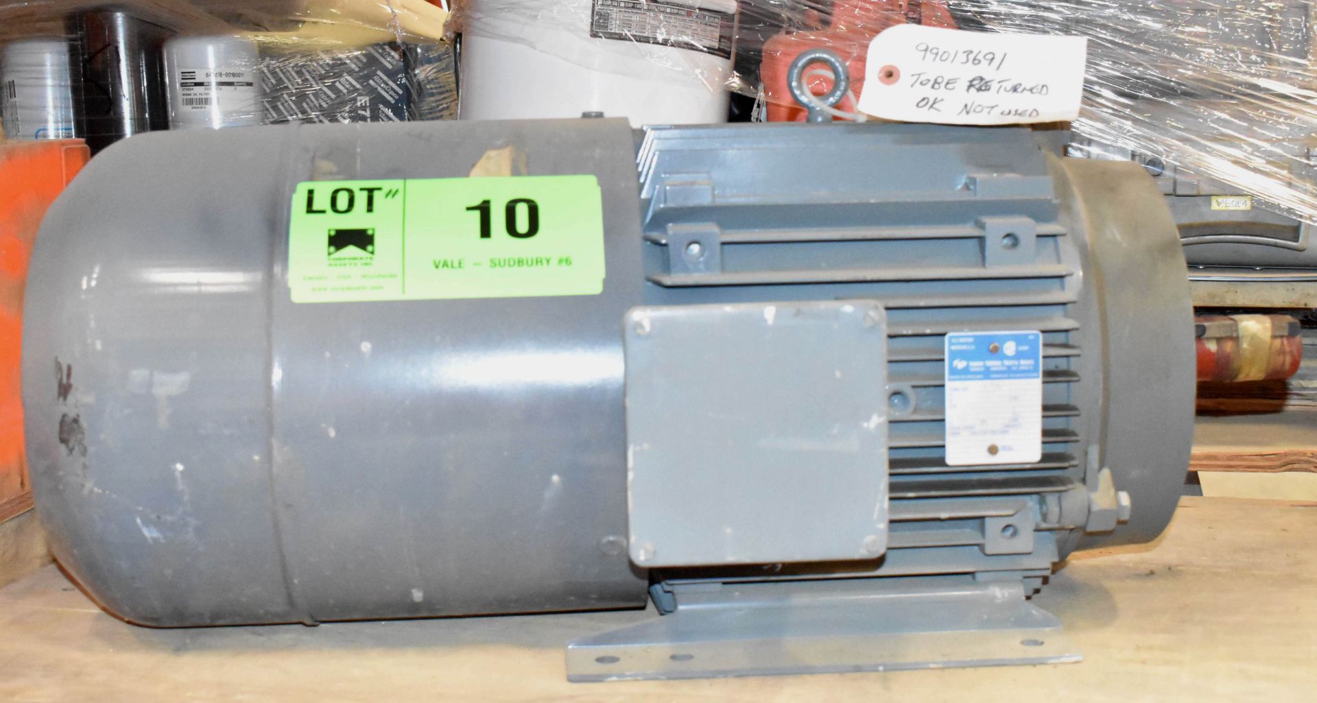 HAWKER-SIDDELEY 5 HP ELECTRIC MOTOR WITH 575V, 3PH, 60HZ (CMD WAREHOUSE - 10060202)