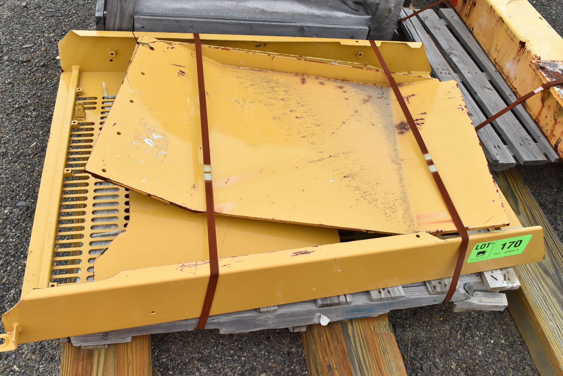 LOT/ (2) SKIDS WITH MOBILE EQUIPMENT COVERS AND STABILIZER (CMD YARD #2) - Image 2 of 3