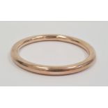 9ct gold hollow bangle of plain form, 22g approx