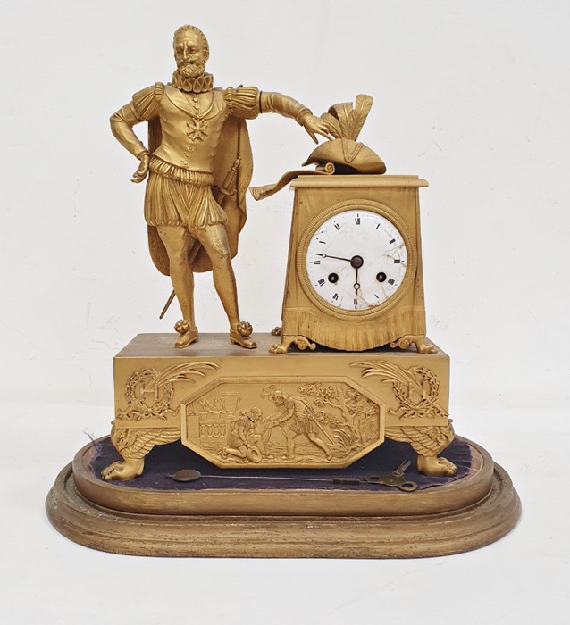 French mantel clock in the form of explorer, Roman numerals to the dial, the base in the Egypto-