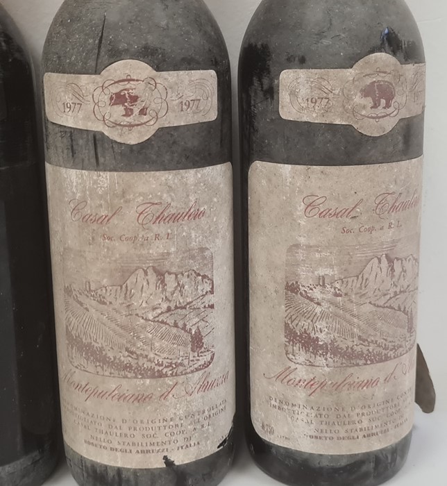 Quantity of various bottles to include 1982 Beaumes-de-Venise (2 bottles), 1993 Domaine la Grave, - Image 10 of 17