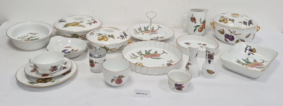 Large quantity Royal Worcester Evesham Oven-to-Tableware to include covered serving dishes, flan