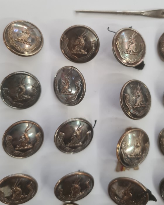 Quantity of military buttons (1 bag) - Image 3 of 7