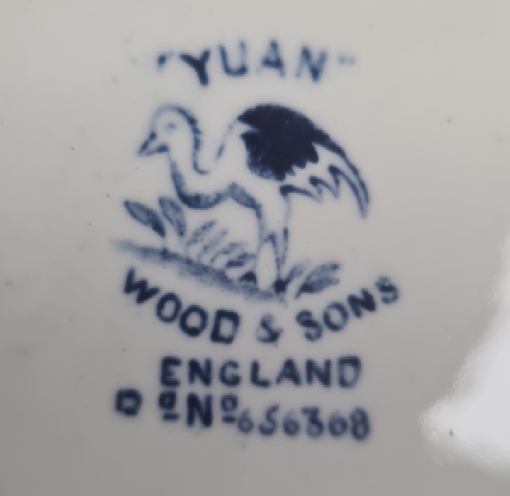 Wood & Sons 'Yuan' pattern part dinner and tea service, reg no.656368 - Image 2 of 4