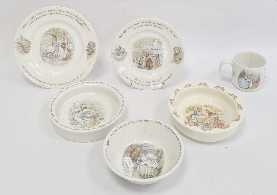 Royal Doulton 'Bunnykins' baby dish and five pieces of Wedgwood 'Beatrix Potter' nursery ware (6) - Image 2 of 4