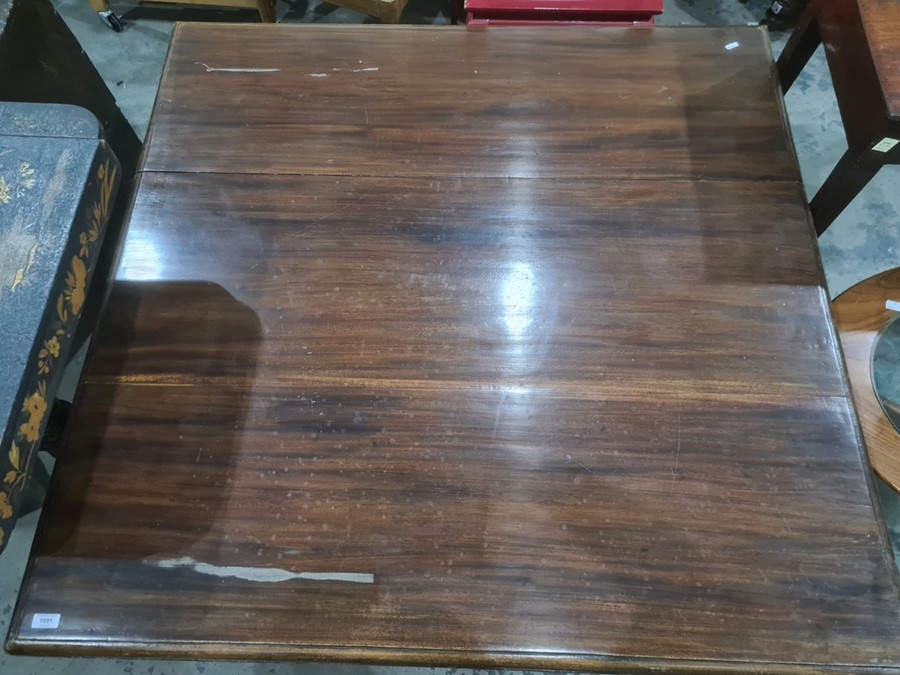 20th century mahogany coffee table, the square top with moulded edge, on turned supports to peg feet - Image 3 of 8